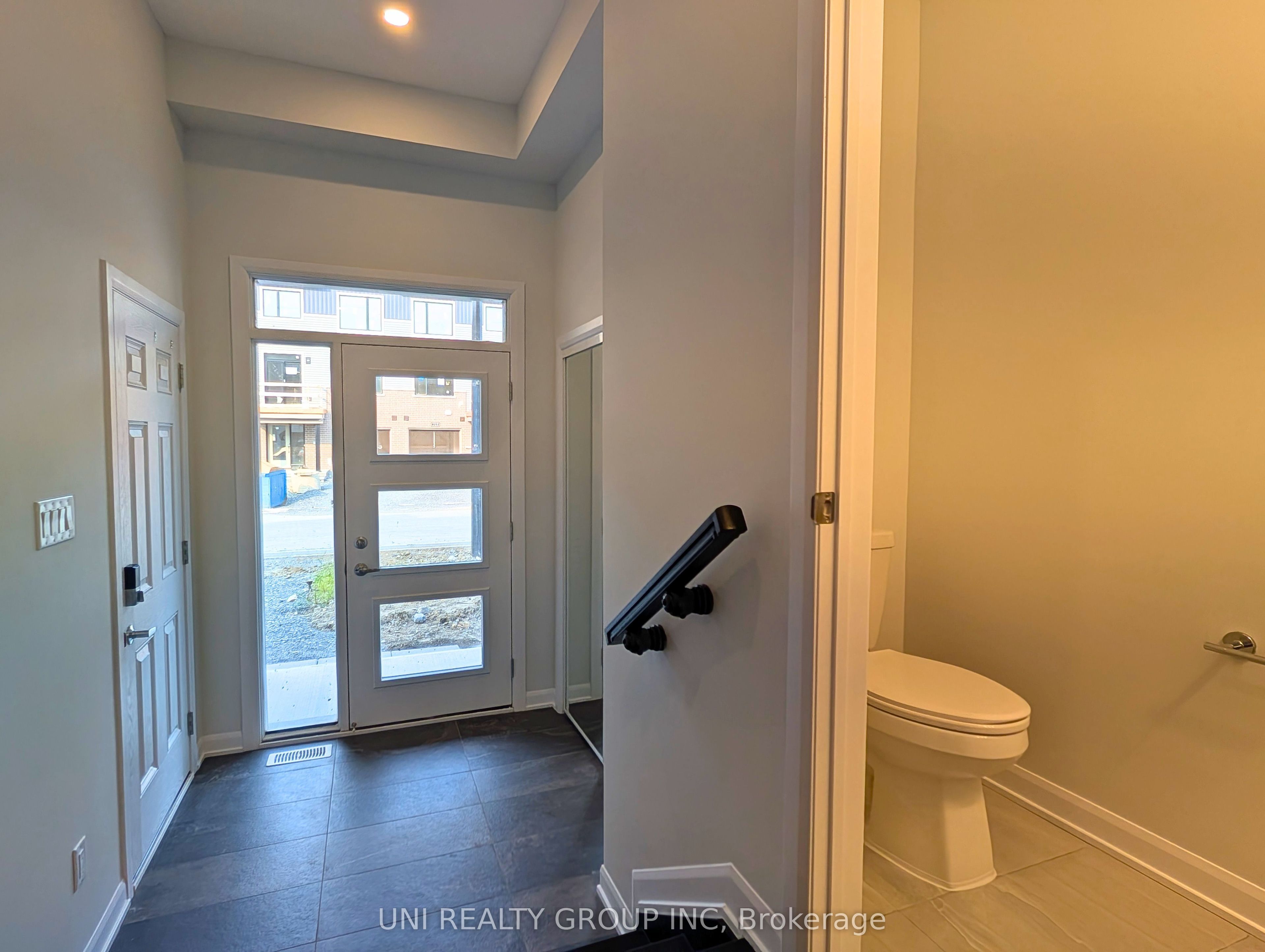 716 Tadpole Crescent, Barrhaven, ON K2J 7N1 photo 5