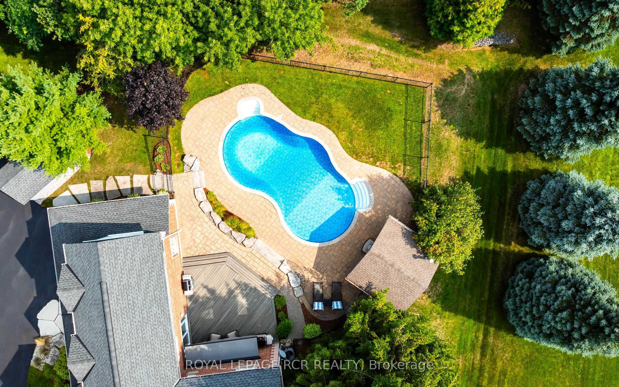 44 Woodland Drive, East Garafraxa, ON L9W 6B7 photo 4