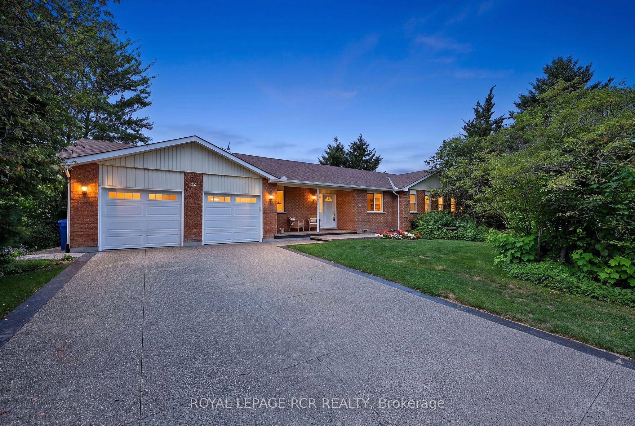 12 Peter Street, Amaranth, ON L9W 5Z1