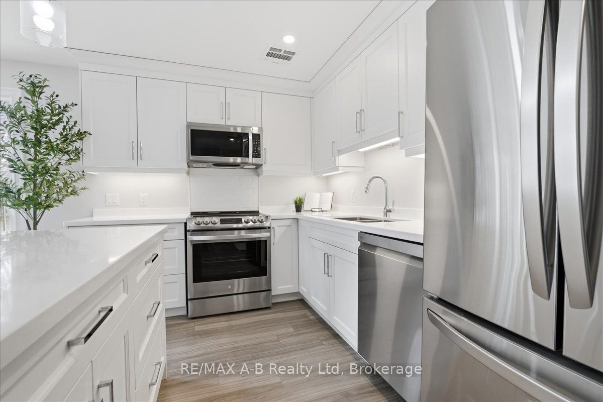 100 Gordon Street 204, Stratford, ON N5A 7T8 photo 5