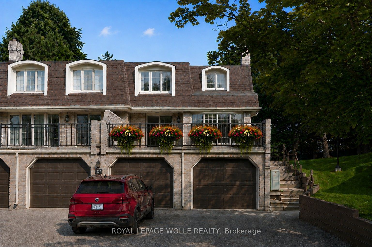 477 Beechwood Drive 4, Waterloo, ON N2T 1H8 photo 2