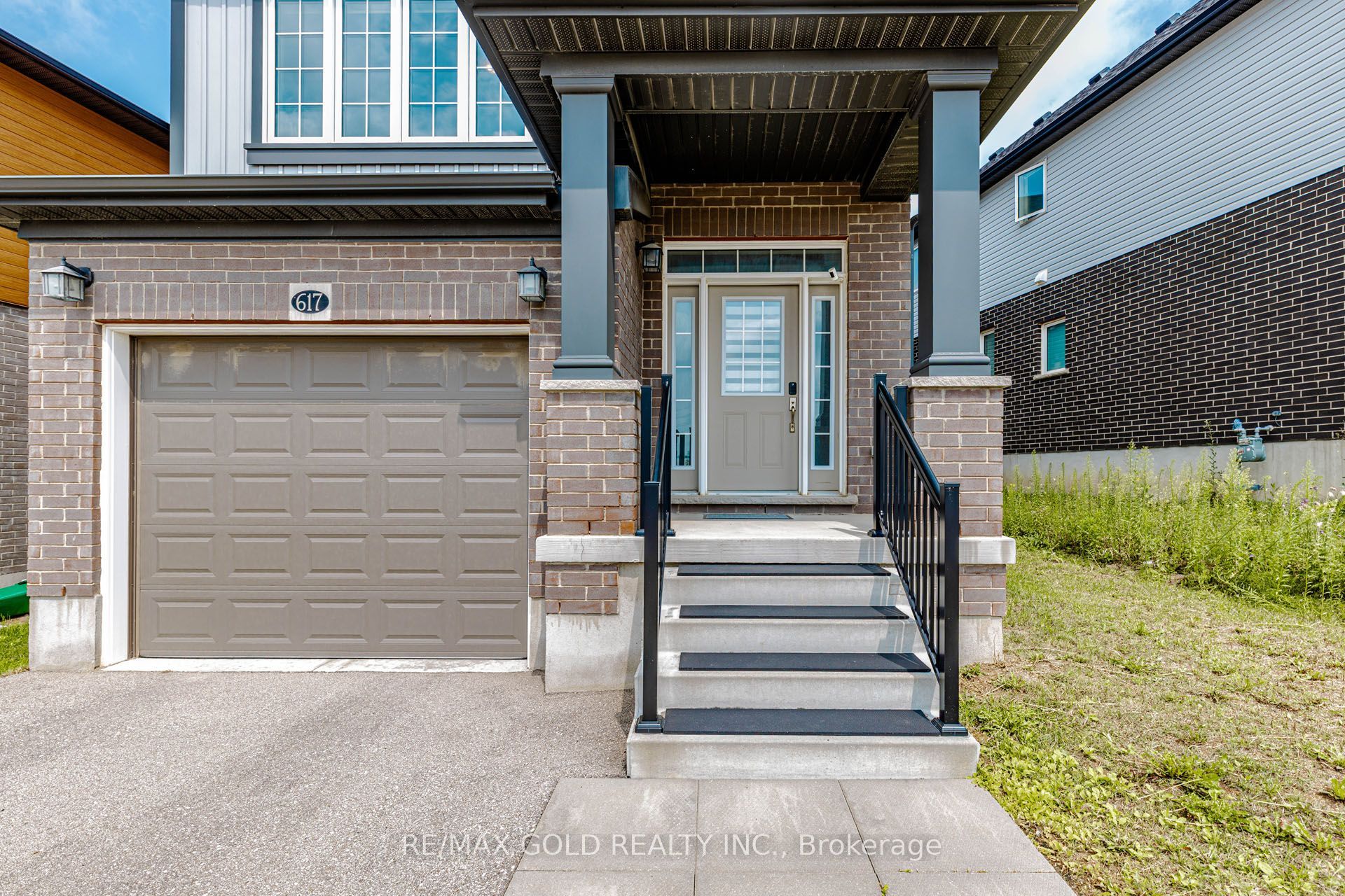 617 Benninger Drive, Kitchener, ON N2E 0H8 photo 3