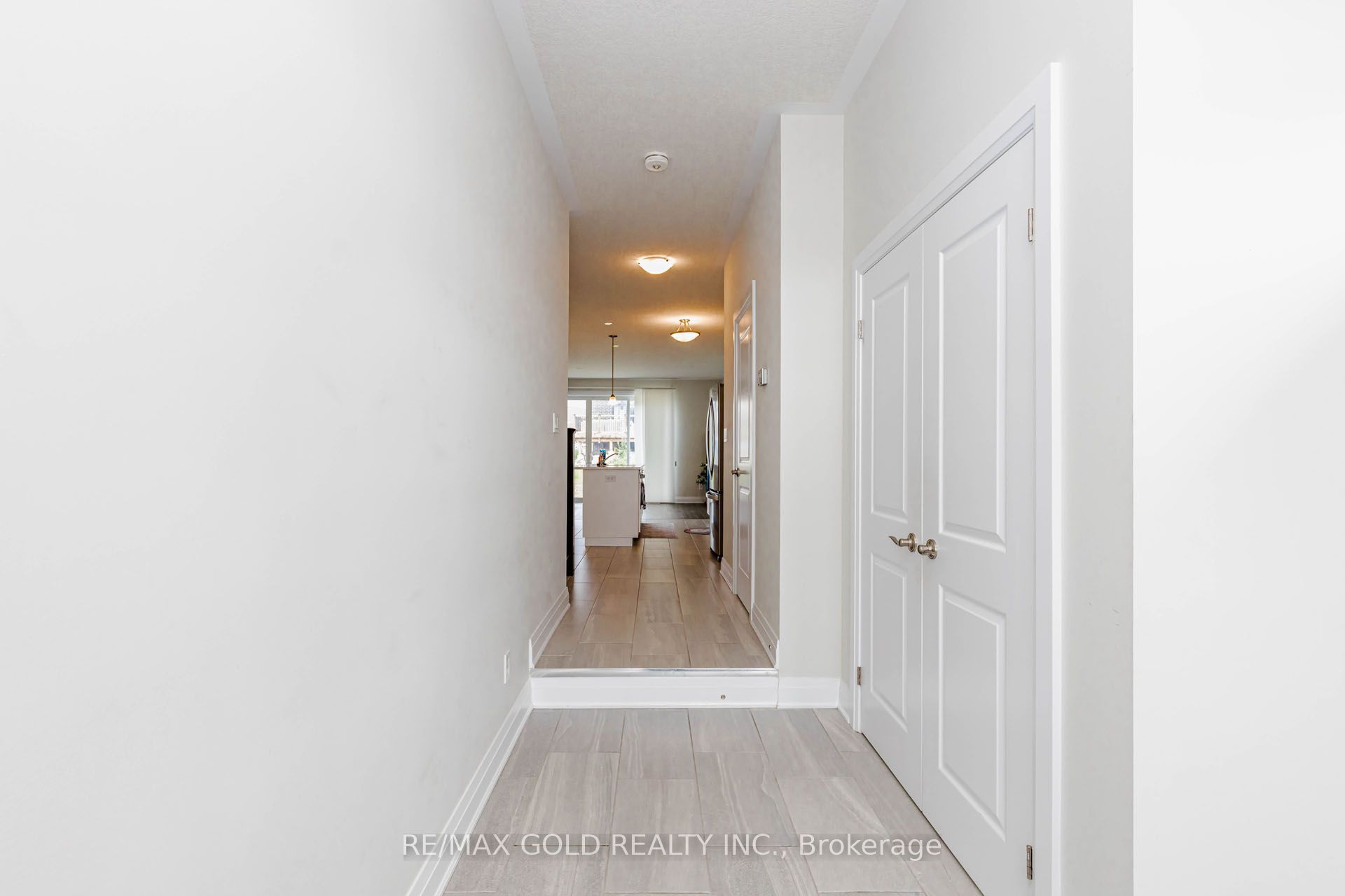 617 Benninger Drive, Kitchener, ON N2E 0H8 photo 5