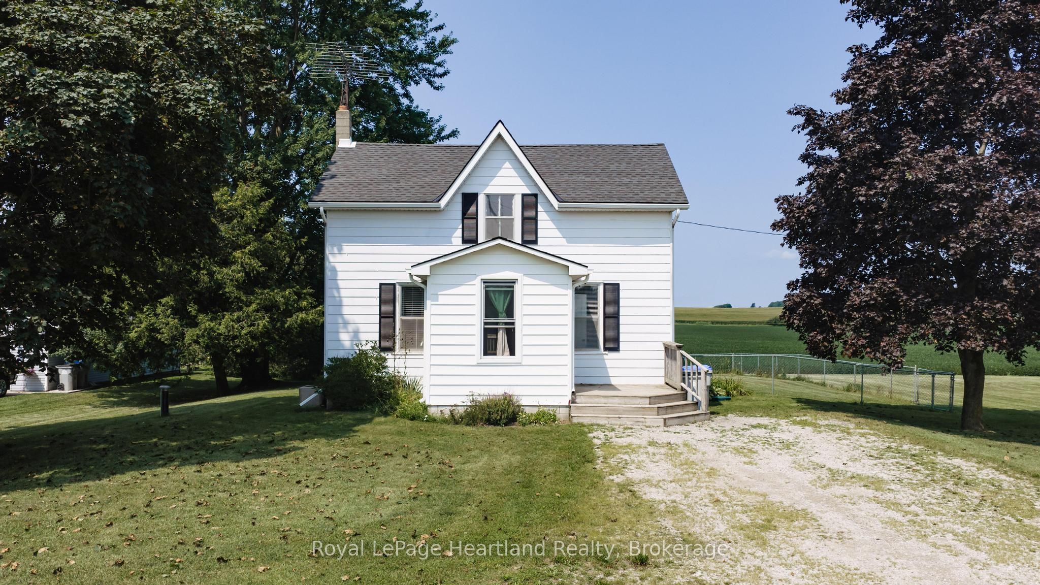82155 London Road, Central Huron, ON N0M 2H0
