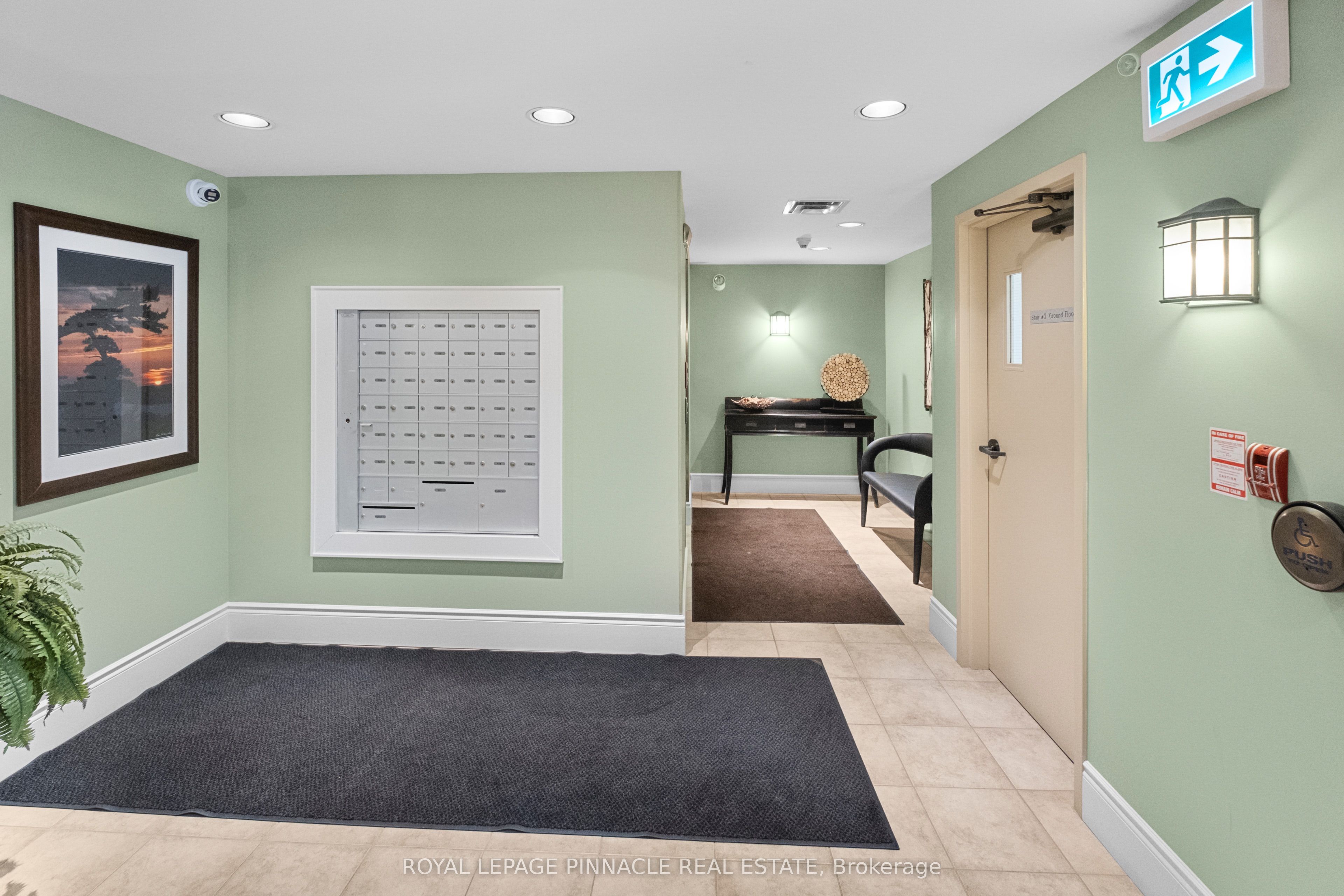 391 James Street W 404, Gravenhurst, ON P1P 0A5 photo 3
