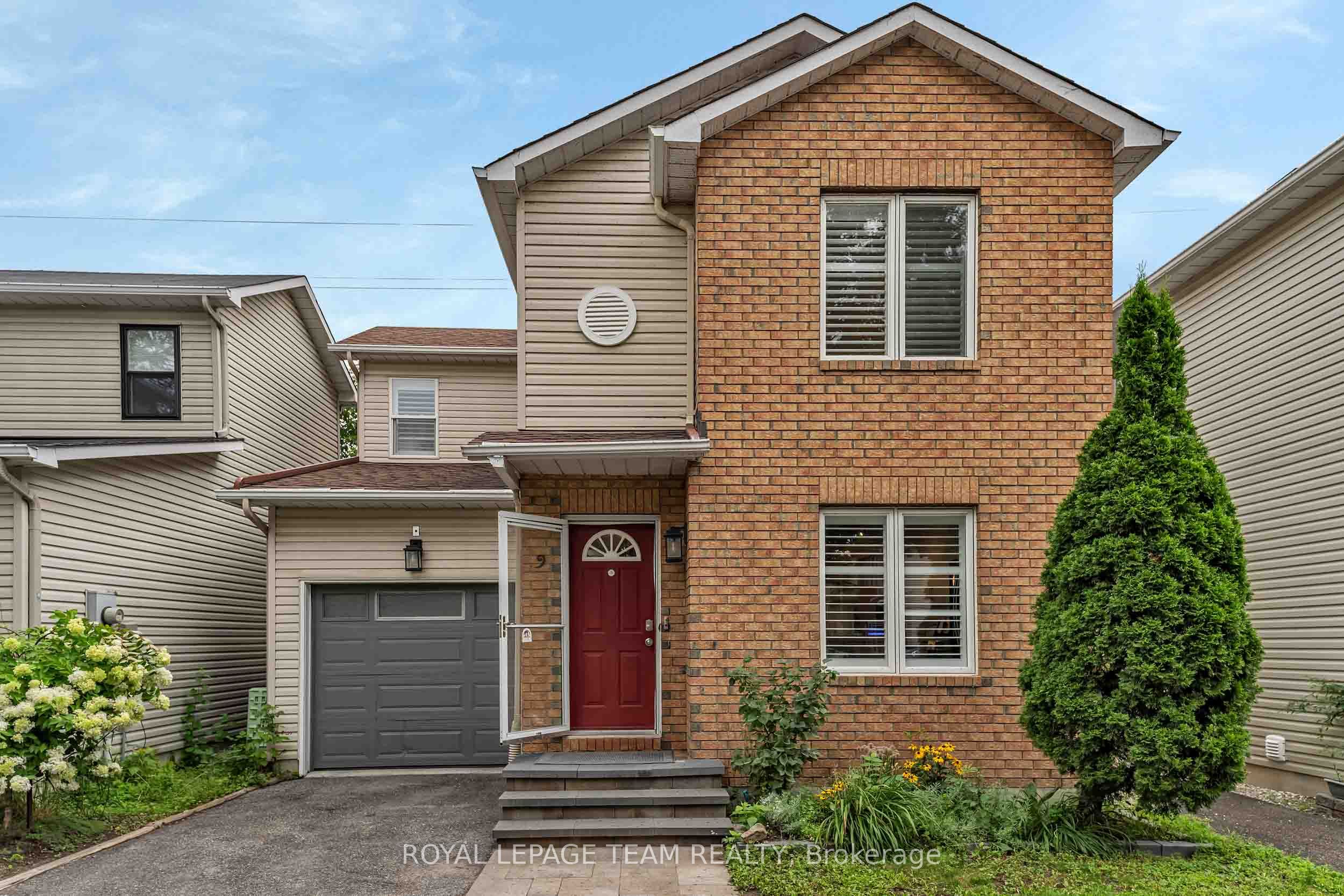 583 Tweedsmuir Avenue 9, Westboro - Hampton Park, ON K1Z 5P4