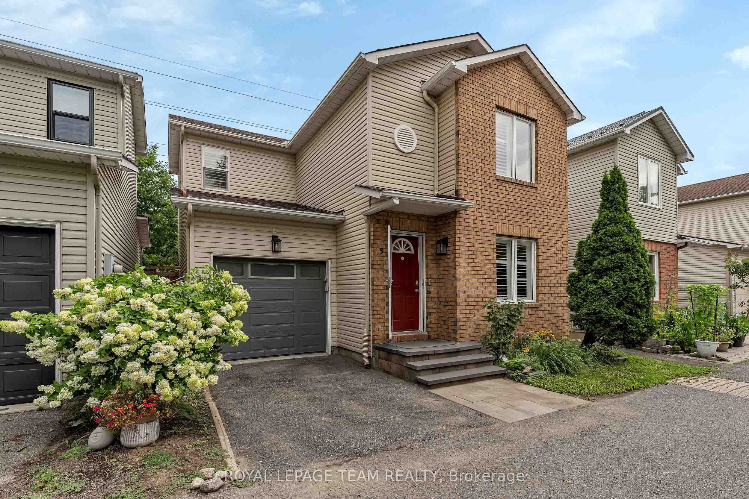 583 Tweedsmuir Avenue 9, Westboro - Hampton Park, ON K1Z 5P4 photo 2