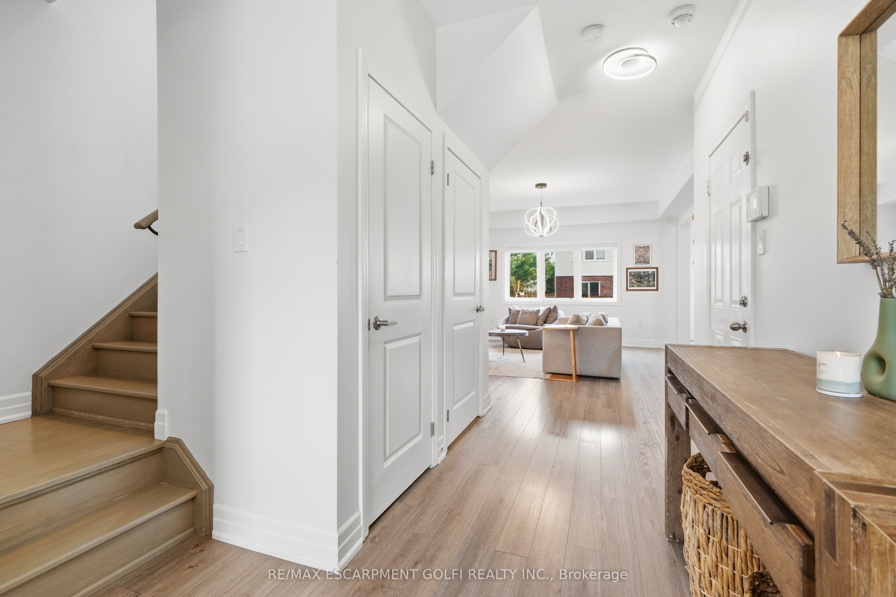 45 Dominion Crescent, Niagara-on-the-Lake, ON L0S 1J1 photo 2