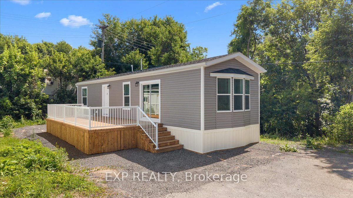 35 Vanier Road, Bells Corners and South to Fallowfield, ON K2H 7P6 photo 3