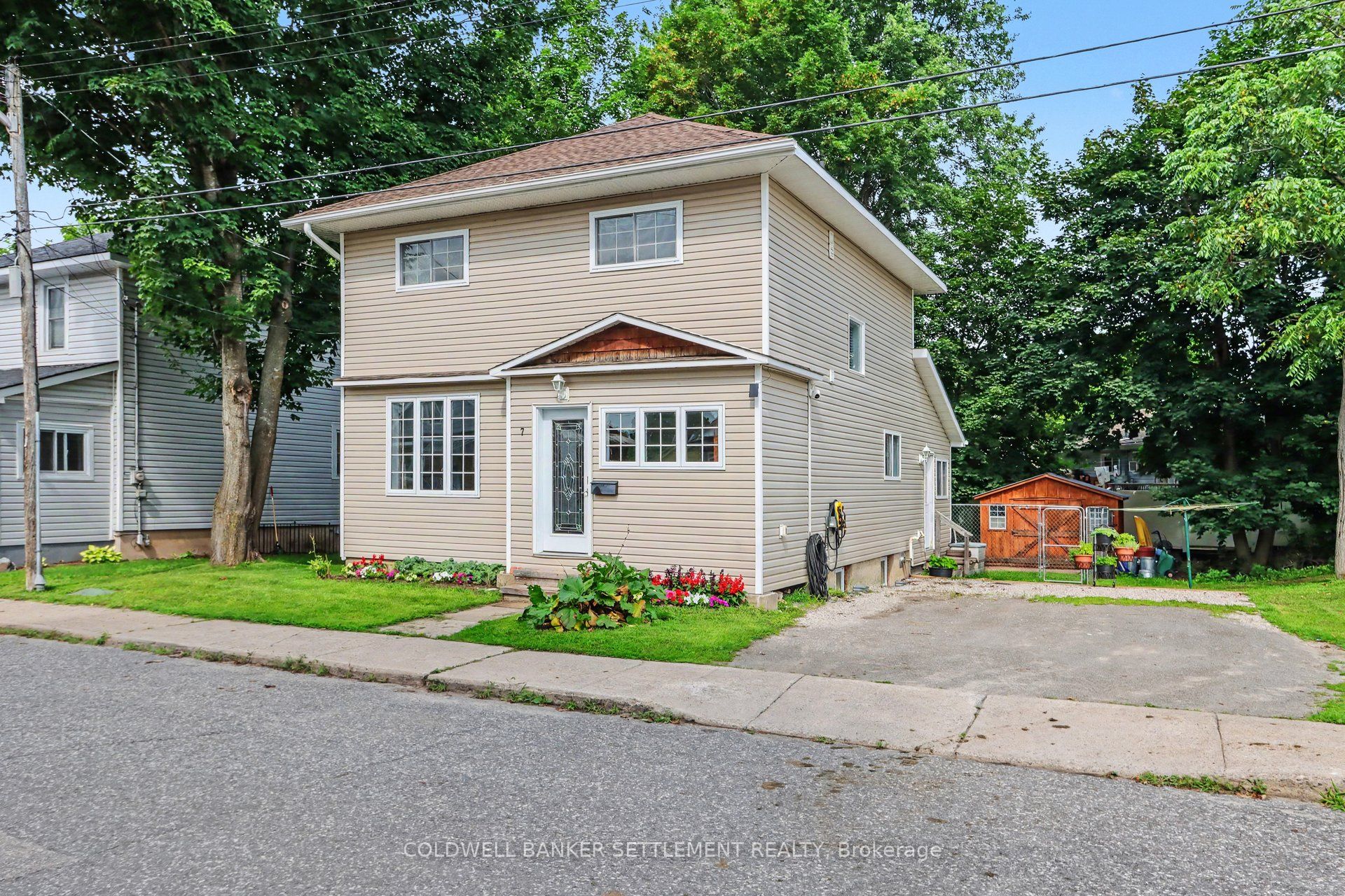 7 Alvin Street, Perth, ON K7H 2V8