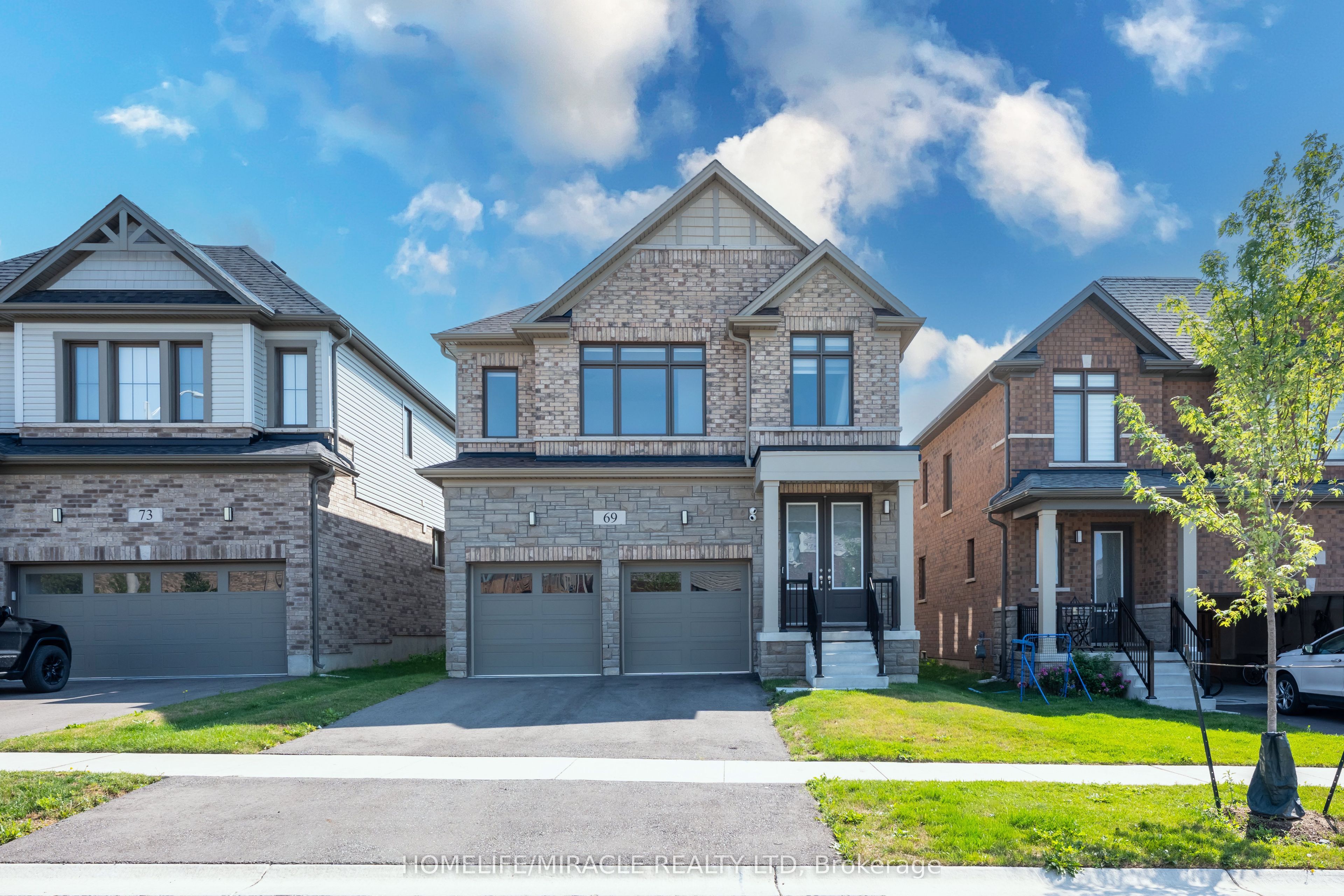 69 Mary Watson Street, North Dumfries, ON N0B 1E0