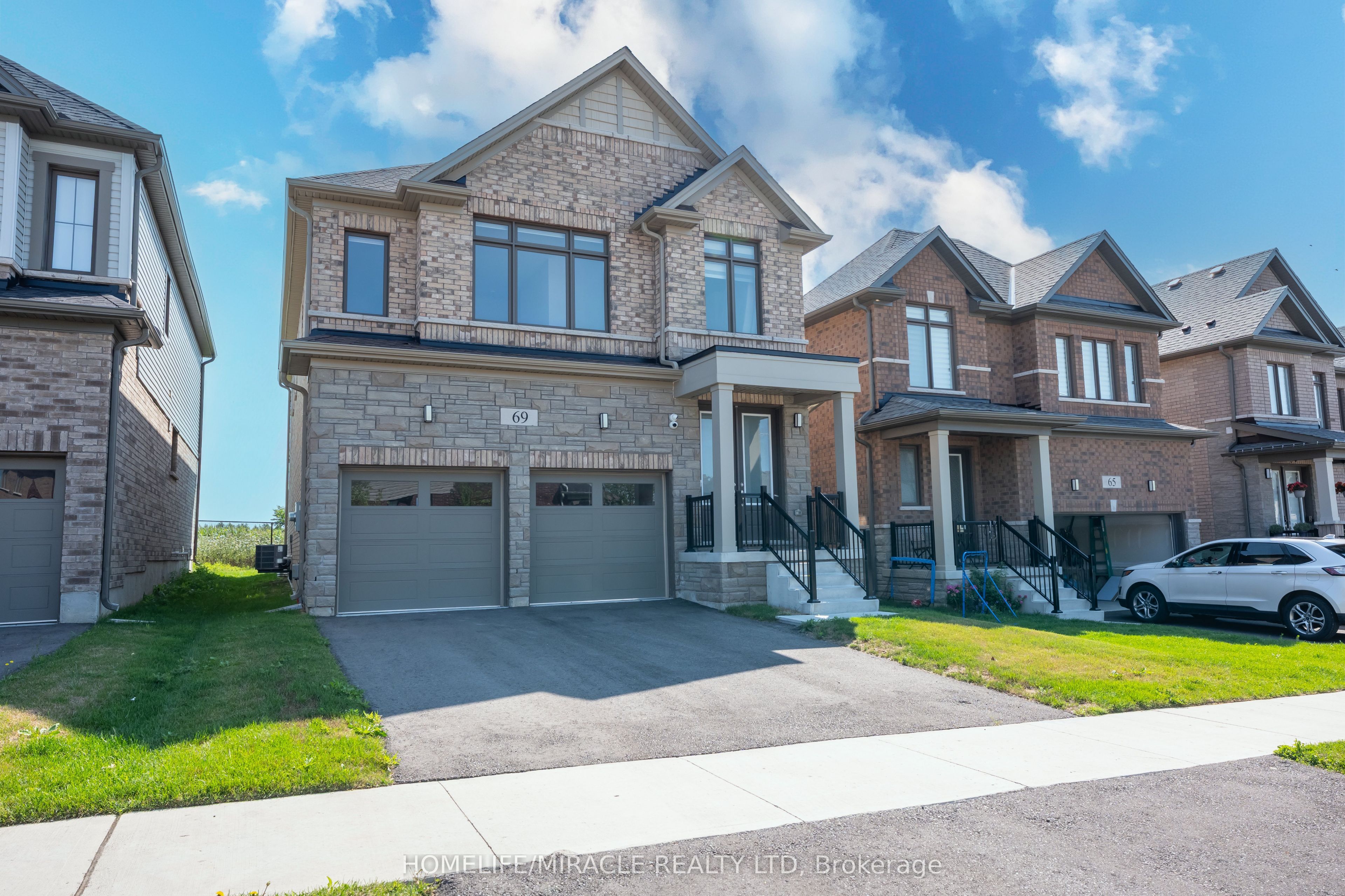 69 Mary Watson Street, North Dumfries, ON N0B 1E0 photo 2