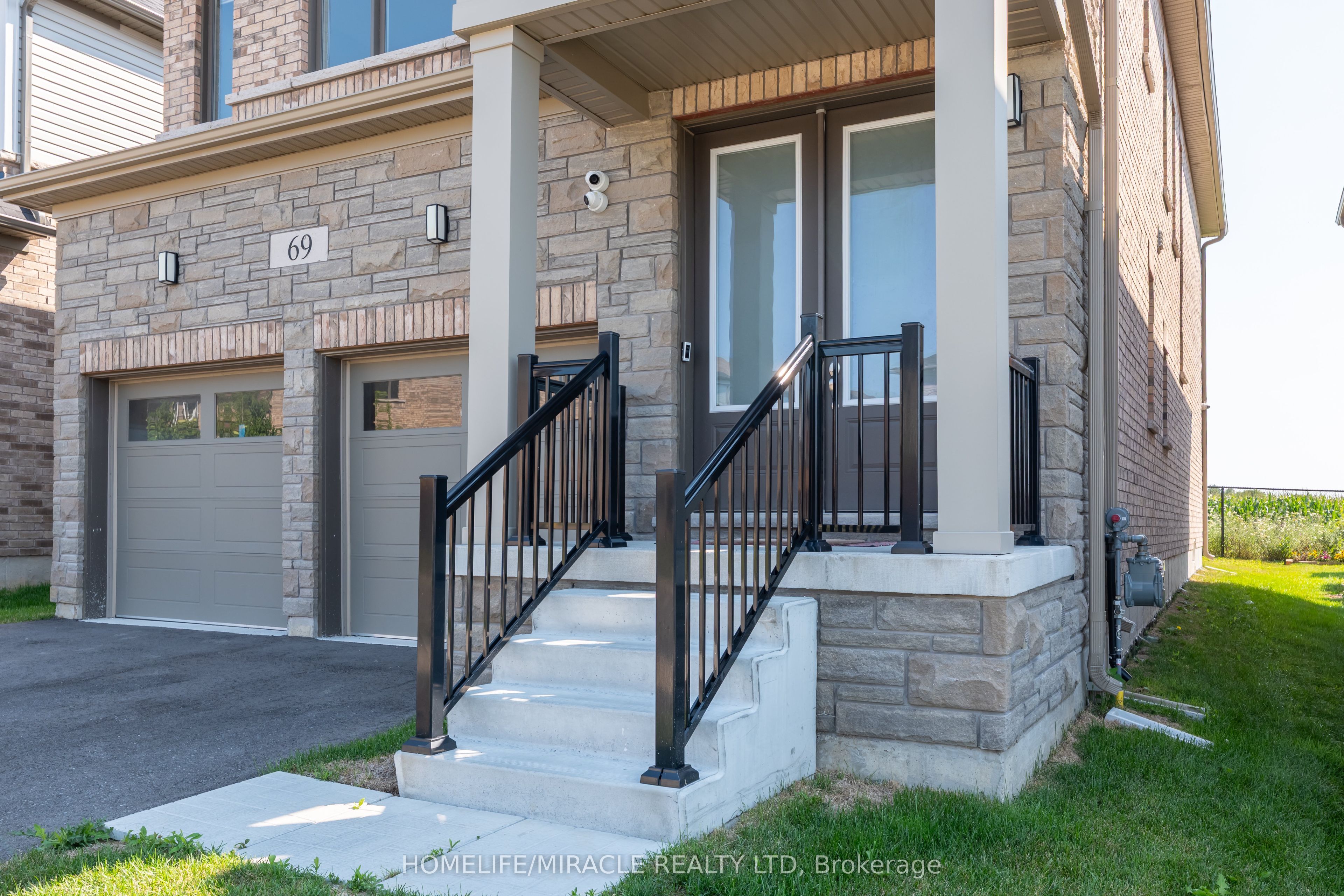 69 Mary Watson Street, North Dumfries, ON N0B 1E0 photo 4