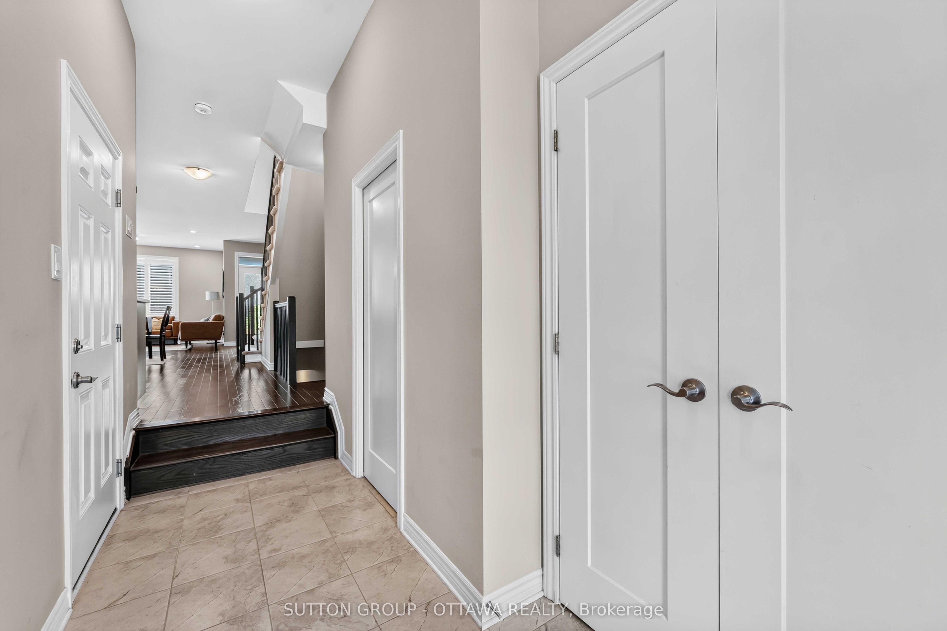 221 Tim Sheehan Place, Kanata, ON K2V 0N1 photo 4