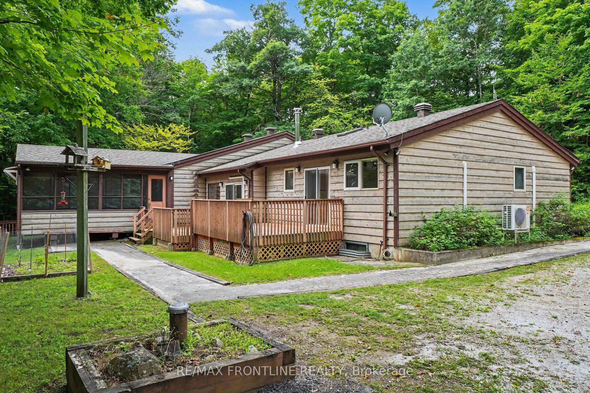 178 Burke Lane, Tay Valley, ON K0H 2B0 photo 4