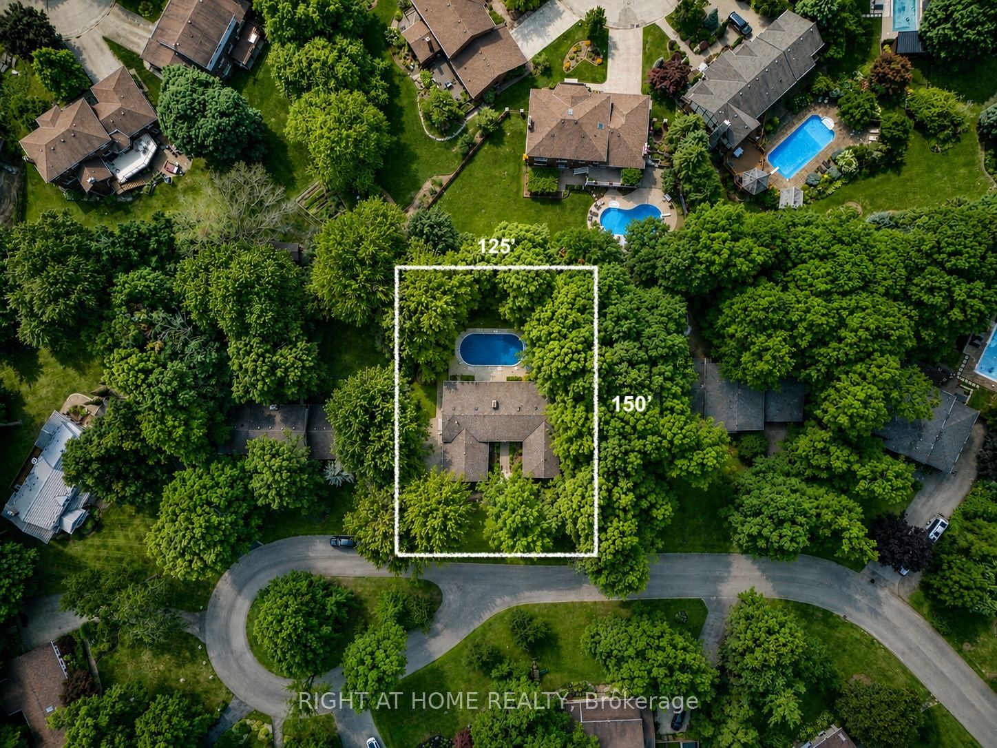 519 Oxbow Road, Waterloo, ON N2K 1Y5 photo 2