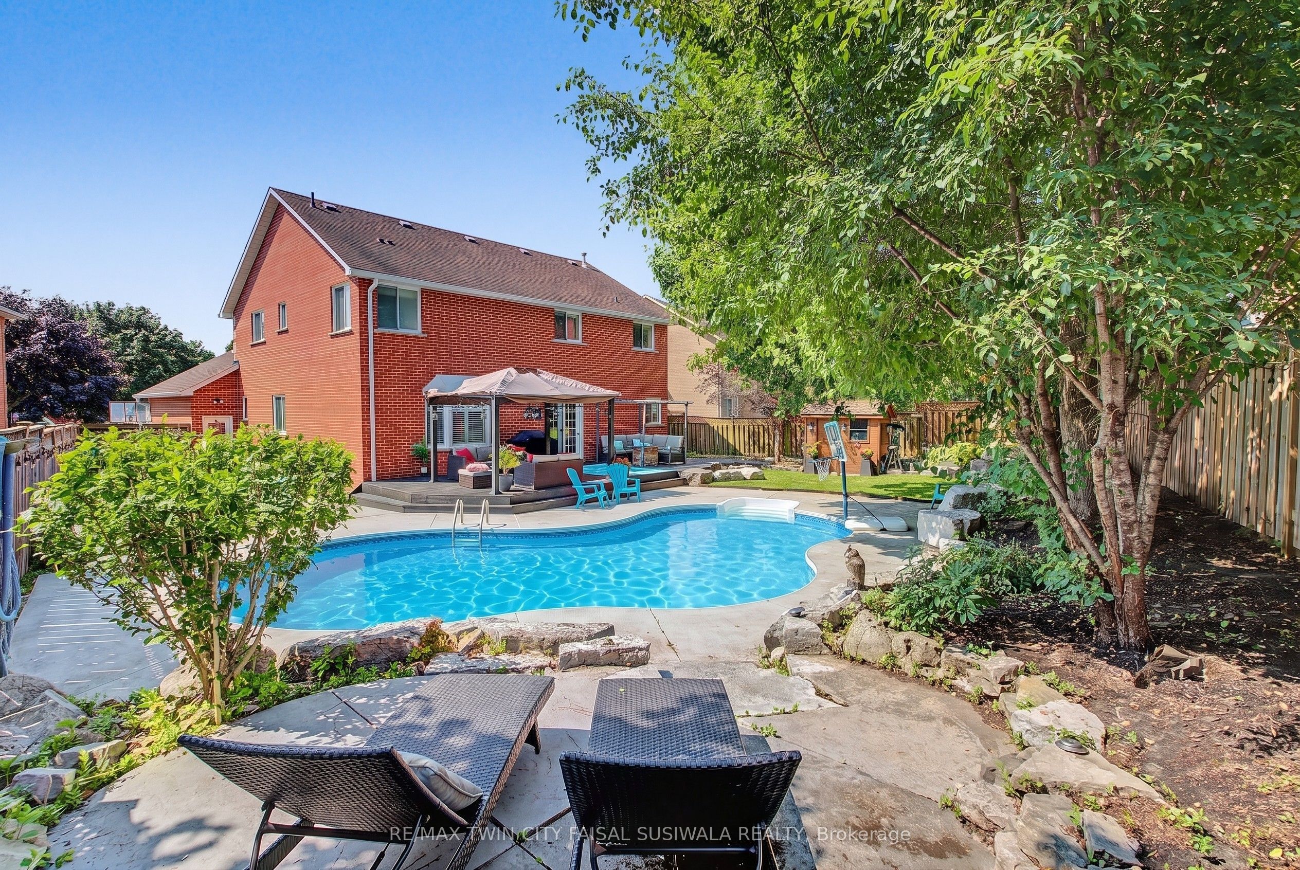 18 Gowinlock Court, Cambridge, ON N1T 1N2 photo 4