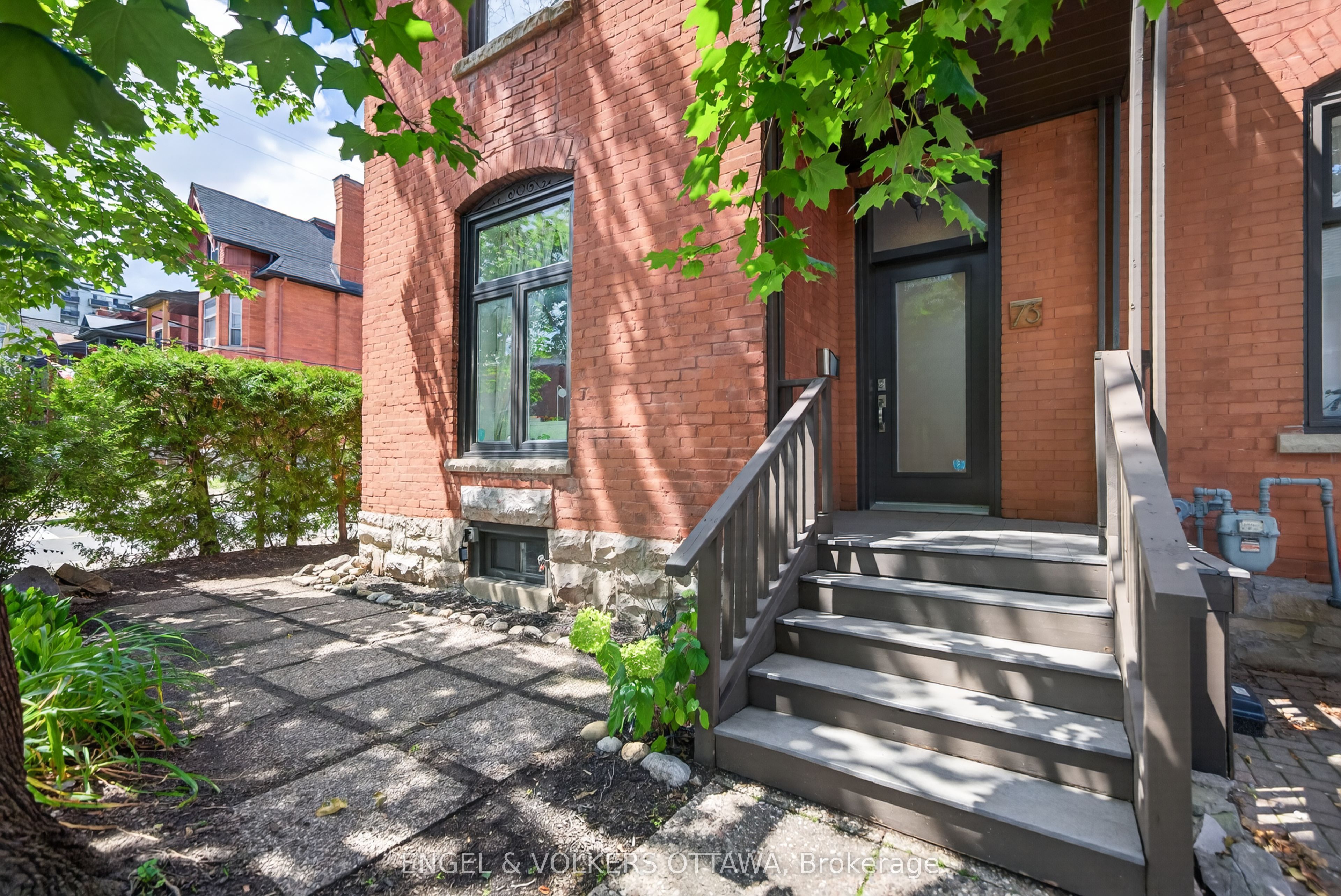 73 Gilmour Street, Ottawa Centre, ON K2P 0N1 photo 4