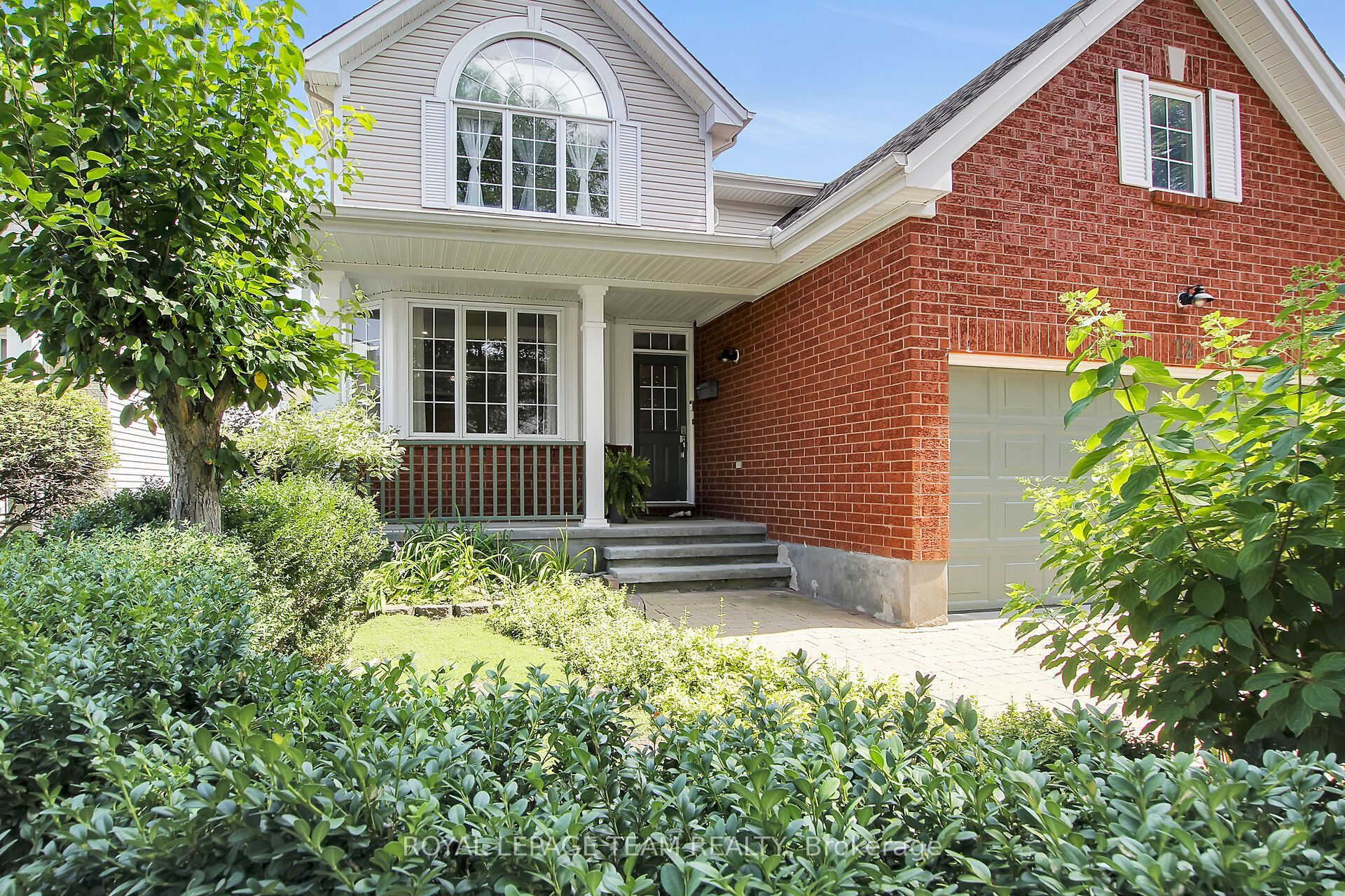 12 Mattawa Crescent, Kanata, ON K2M 2J4 photo 4
