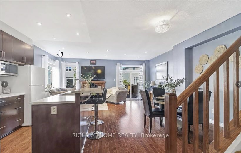 2477 Regatta Avenue, Barrhaven, ON K2J 5V6 photo 2