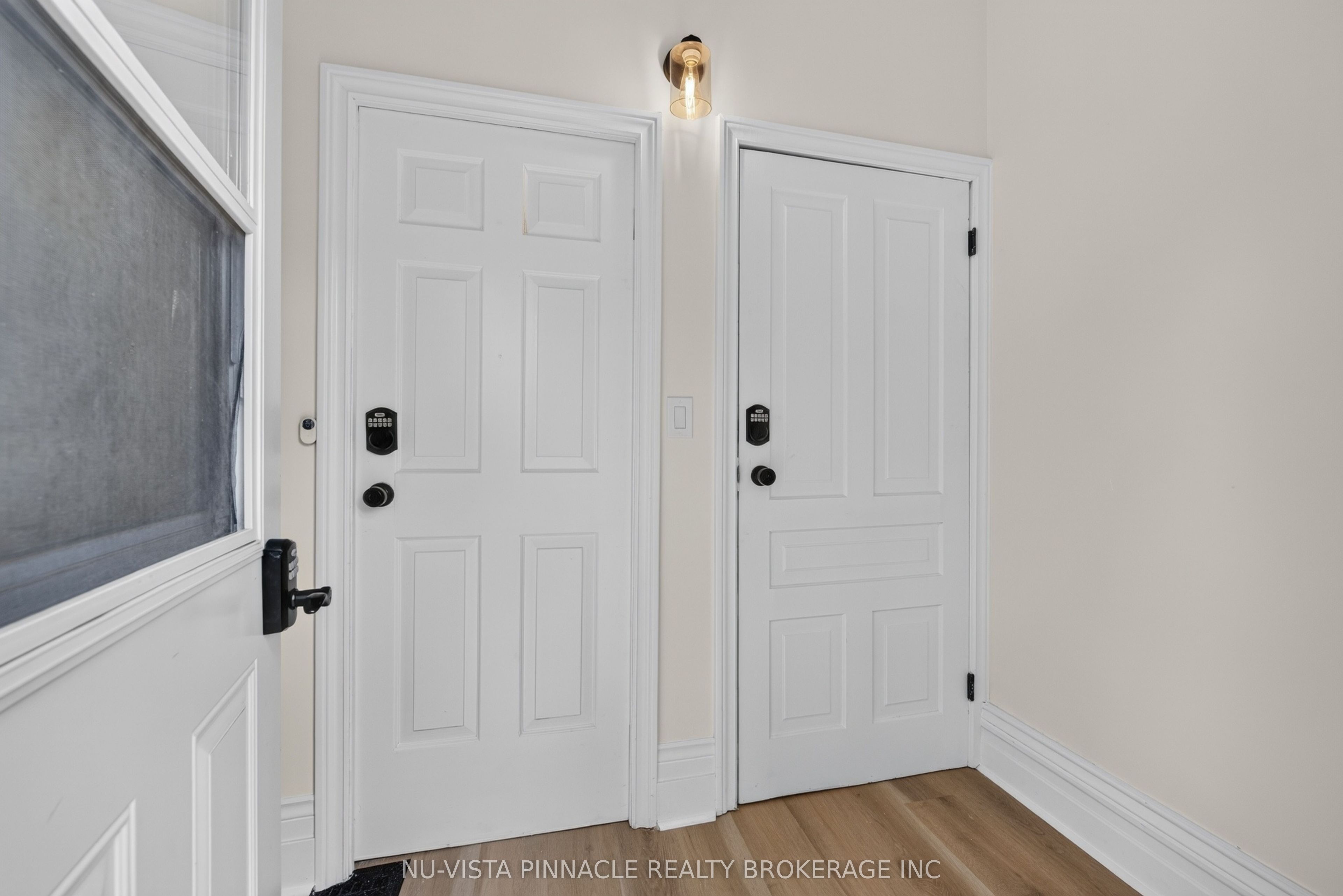 631 Peel Street, Woodstock, ON N4S 1K9 photo 5