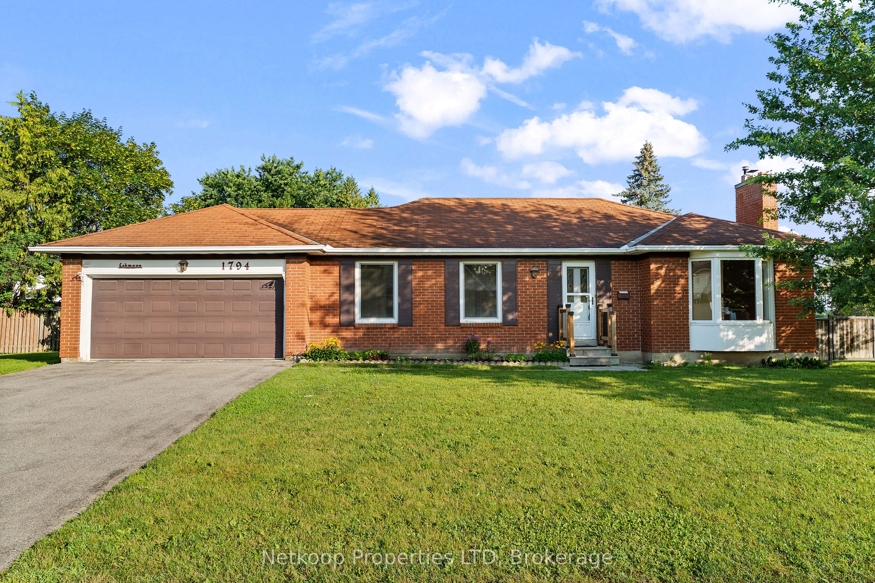 1794 Bonaventure Terrace, Orleans - Convent Glen and Area, ON K1C 1W4