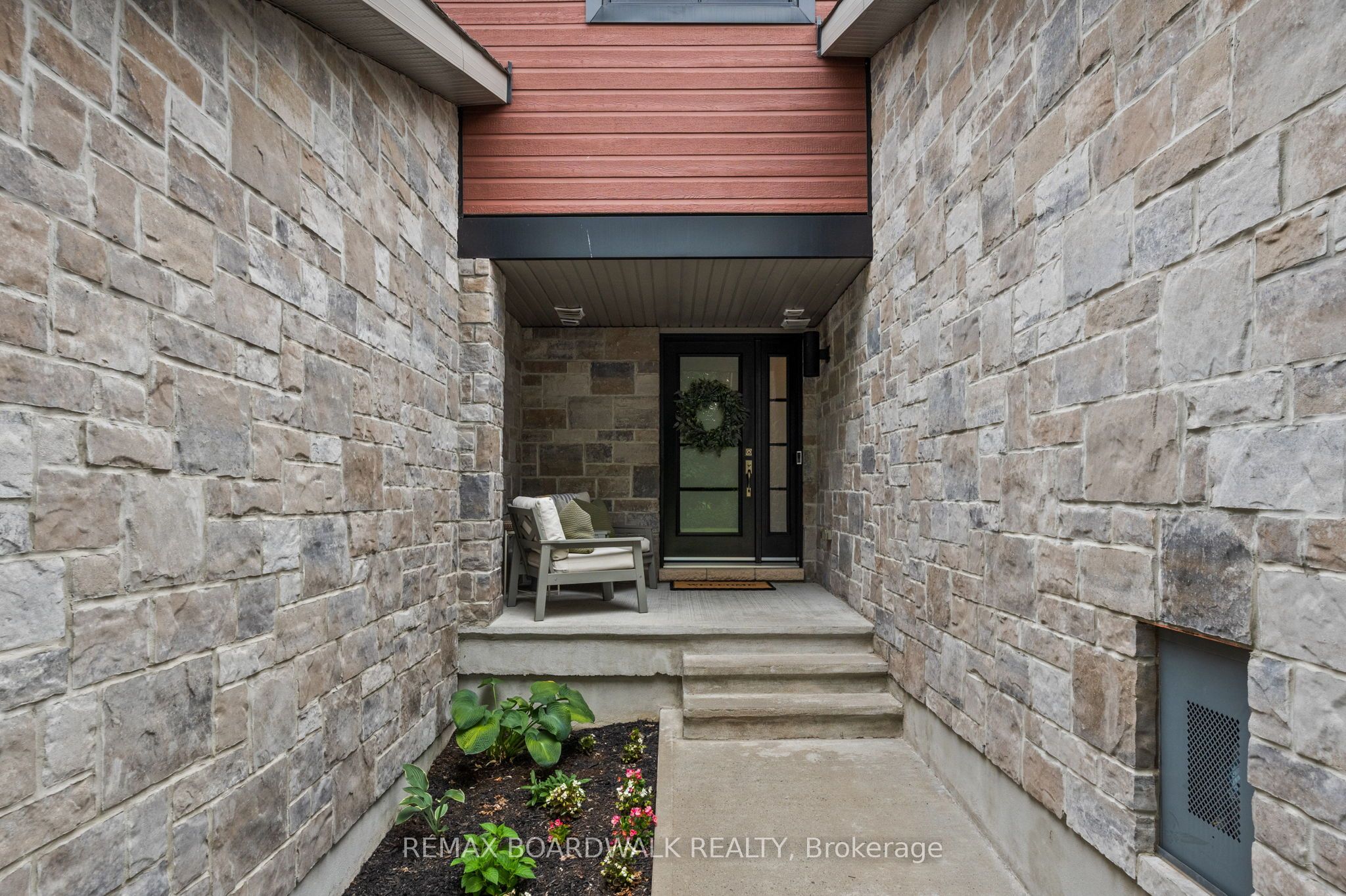 1152 Docteur Corbeil Boulevard, Clarence-Rockland, ON K4K 0G9 photo 3