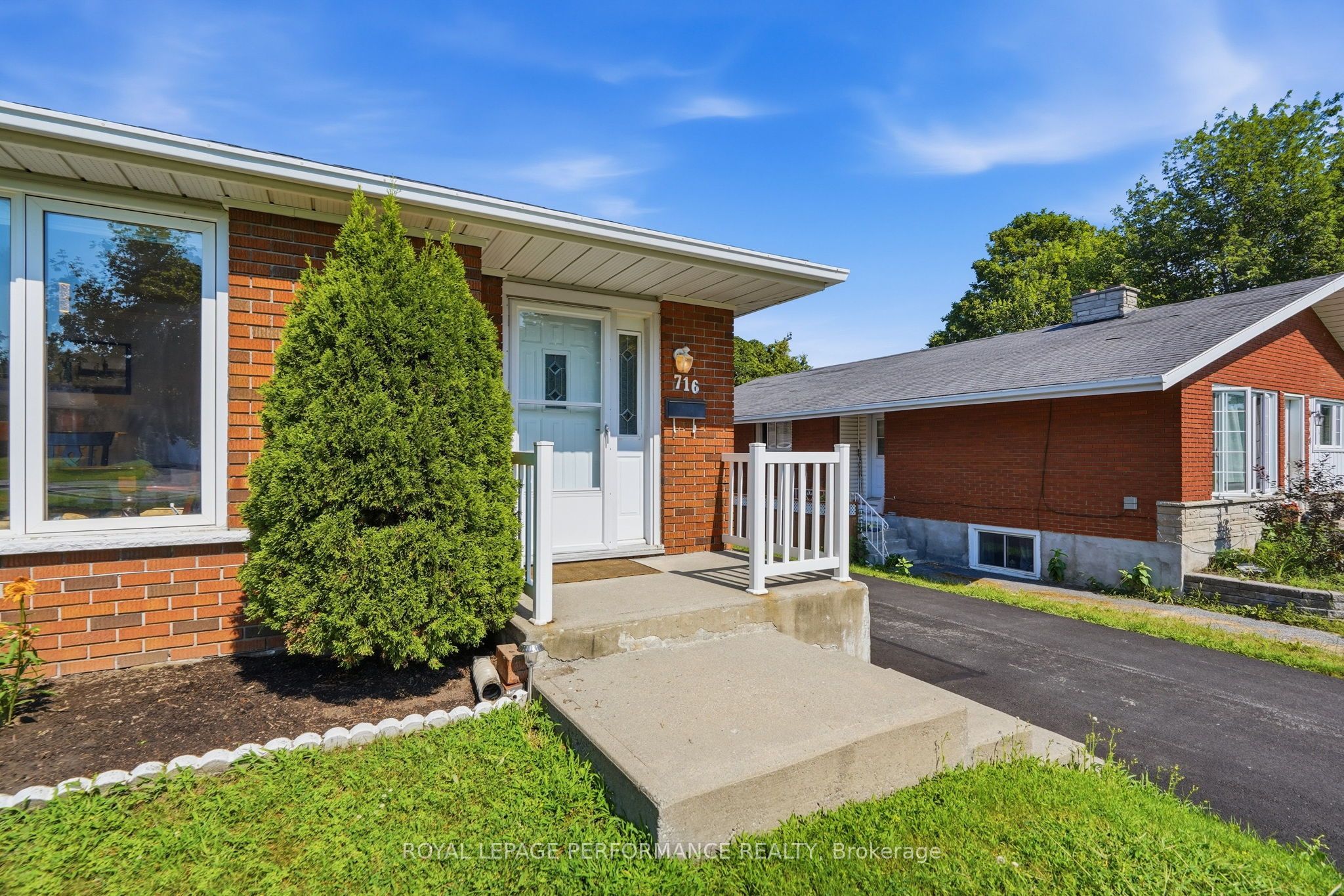 716 Cartier Boulevard, Hawkesbury, ON K6A 1W7 photo 3