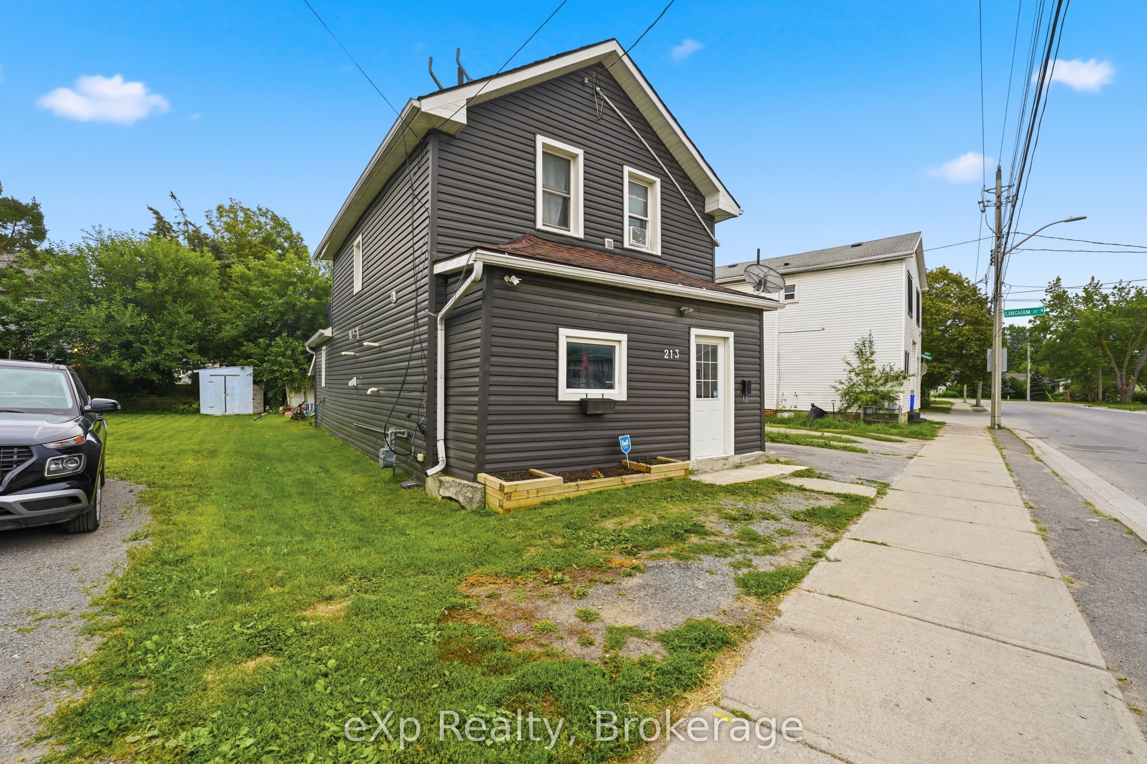 213 Station Street, Belleville, ON K8N 2T6 photo 2