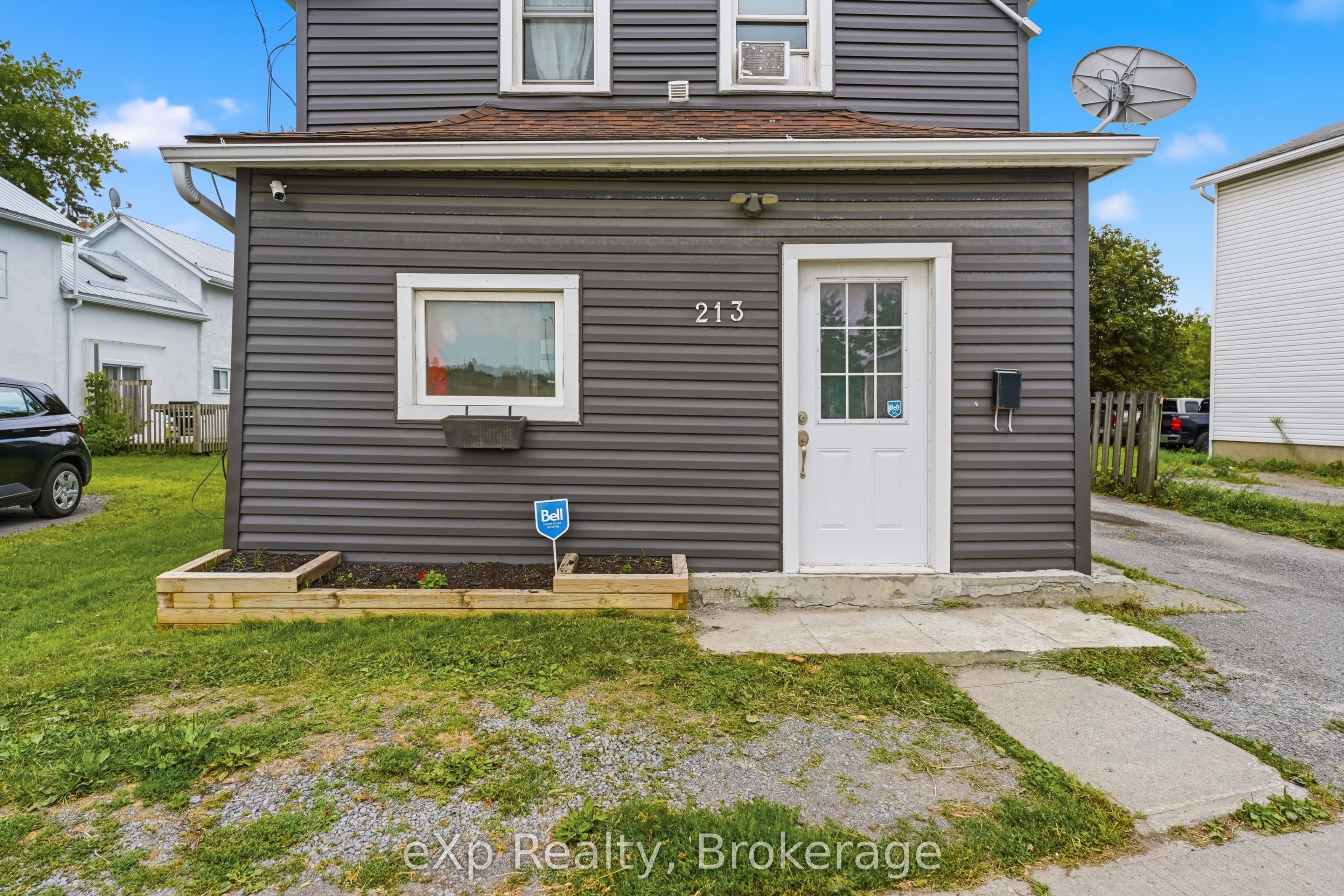 213 Station Street, Belleville, ON K8N 2T6 photo 4