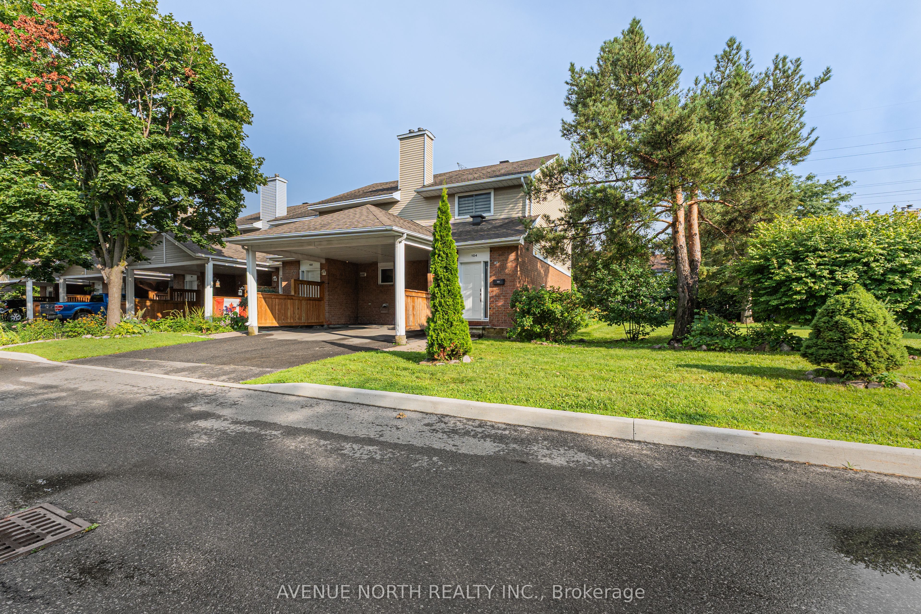 104 Bannerhill Private -, Hunt Club - South Keys and Area, ON K1V 0T3 photo 2