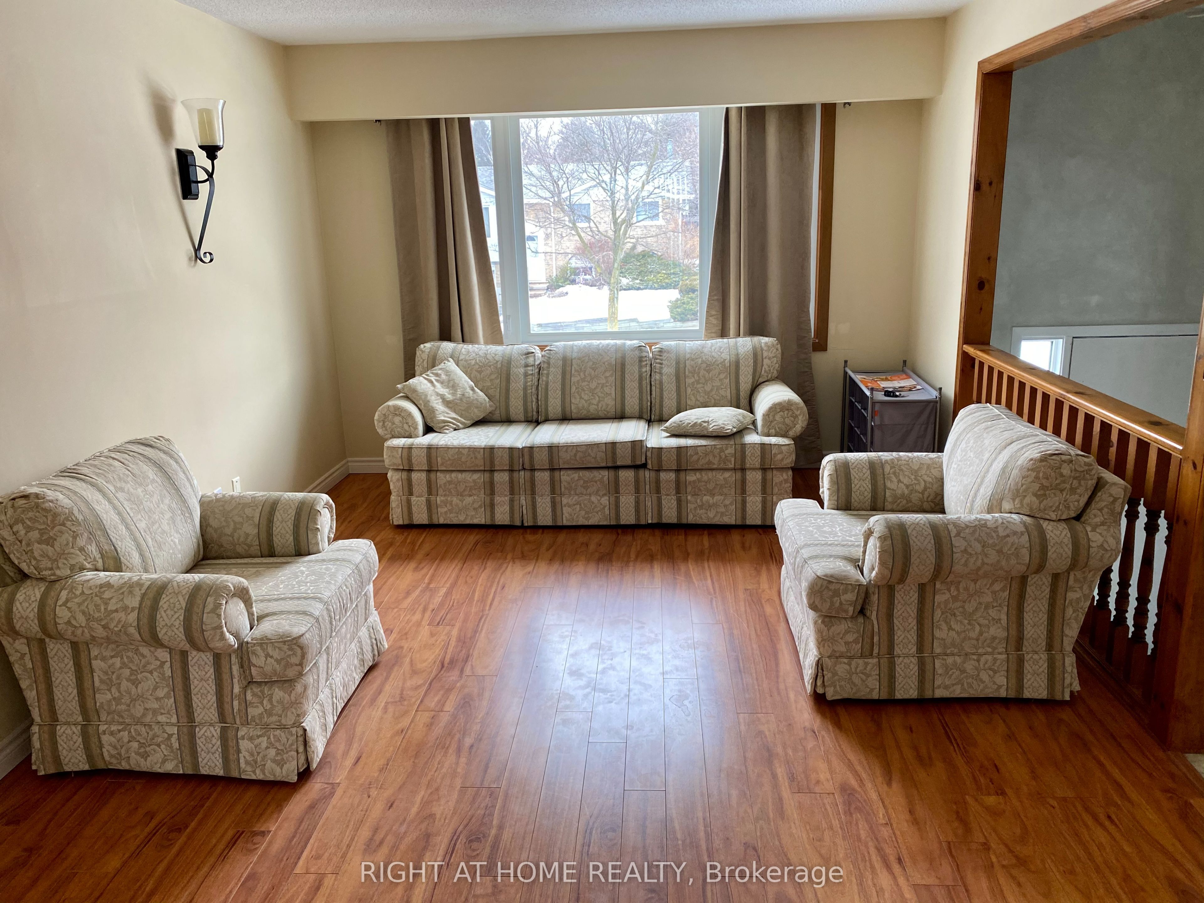 113 Southwood Drive, Kitchener, ON N2E 2J1 photo 4