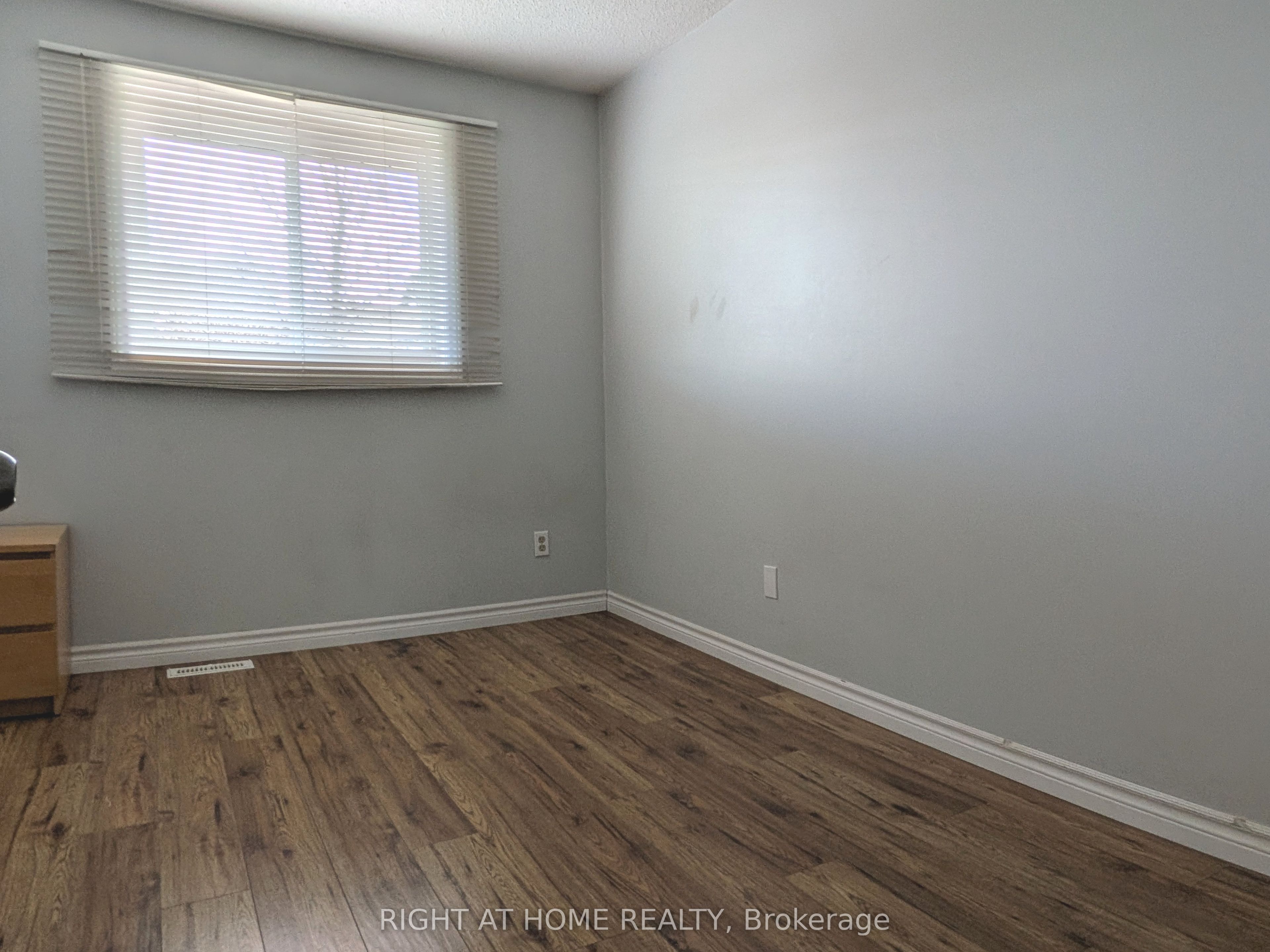 113 Southwood Drive, Kitchener, ON N2E 2J1 photo 5