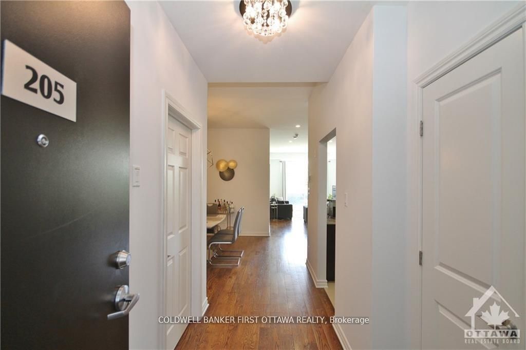 500 CLARIDGE Drive 205, Barrhaven, ON K2J 3G5 photo 4
