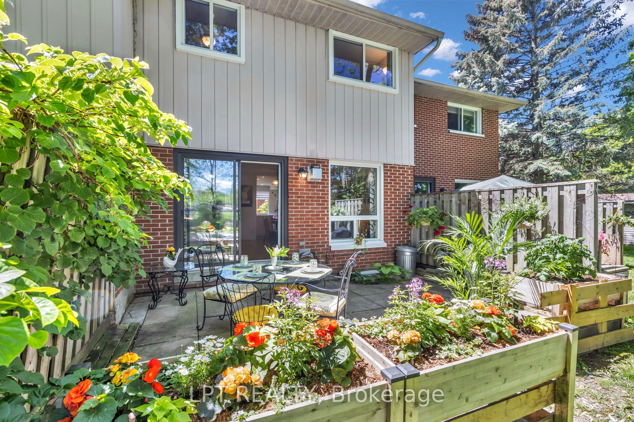 49 Rhonda Road # 70, Guelph, ON N1H 7A4 photo 2