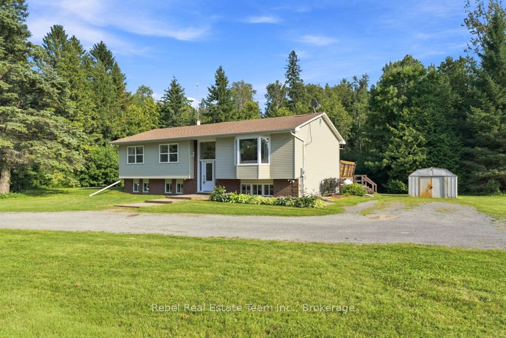 5998 County Rd 65, Port Hope, ON L1A 3V5 photo 2