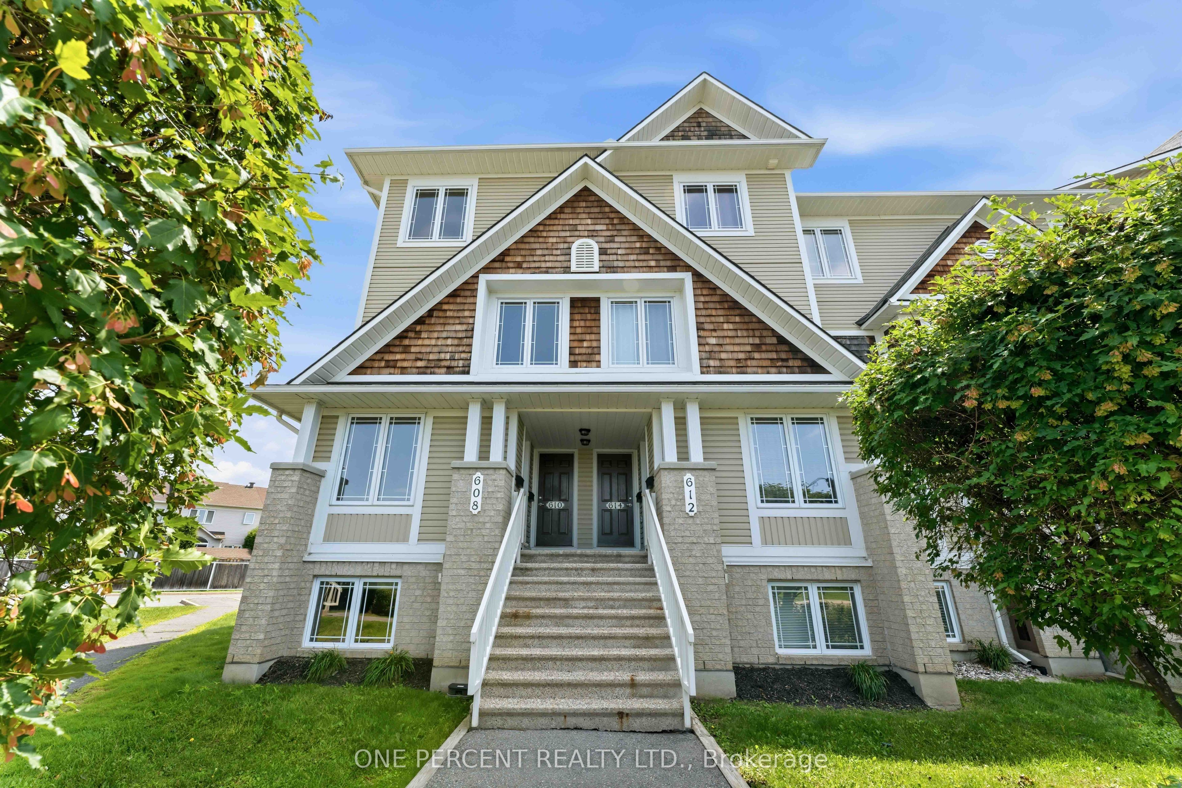 610 LAKERIDGE Drive, Orleans - Cumberland and Area, ON K4A 0H4 photo 2