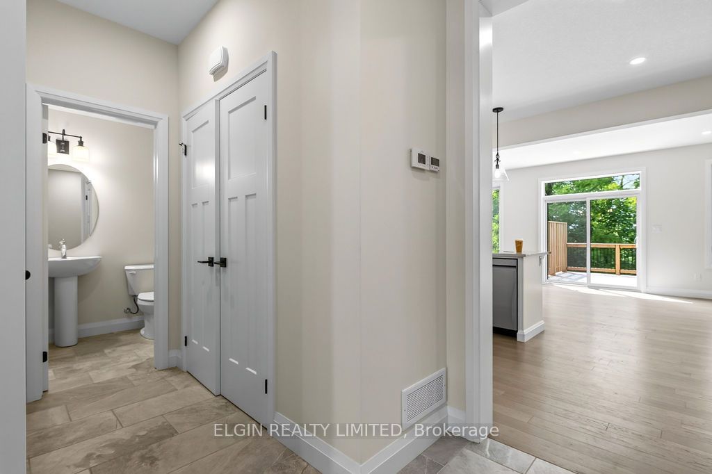 49 Royal Dornoch Drive 15, St. Thomas, ON N5R 0P4 photo 5