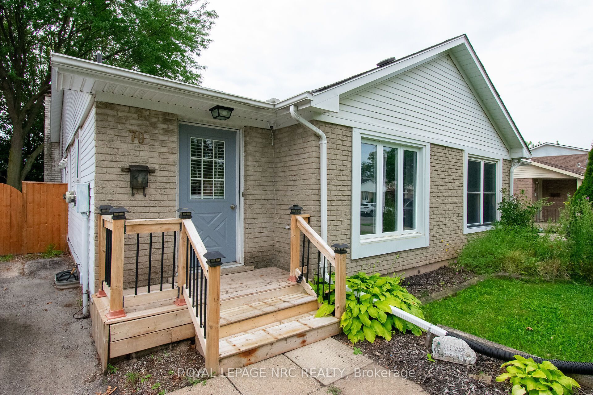 70 Oxford Street, St. Catharines, ON L2P 3T6 photo 2