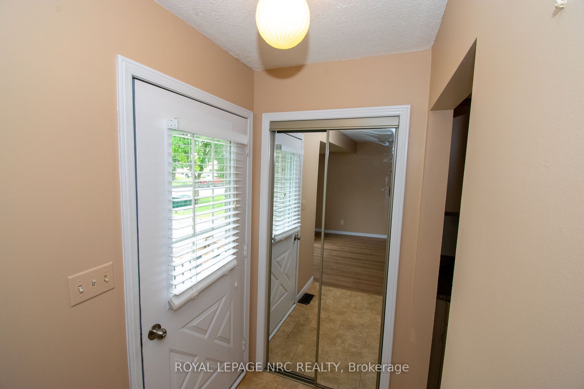 70 Oxford Street, St. Catharines, ON L2P 3T6 photo 4