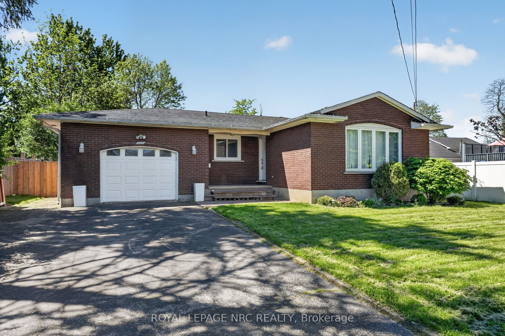 268 Henrietta Street, Fort Erie, ON L2A 2K7 photo 2