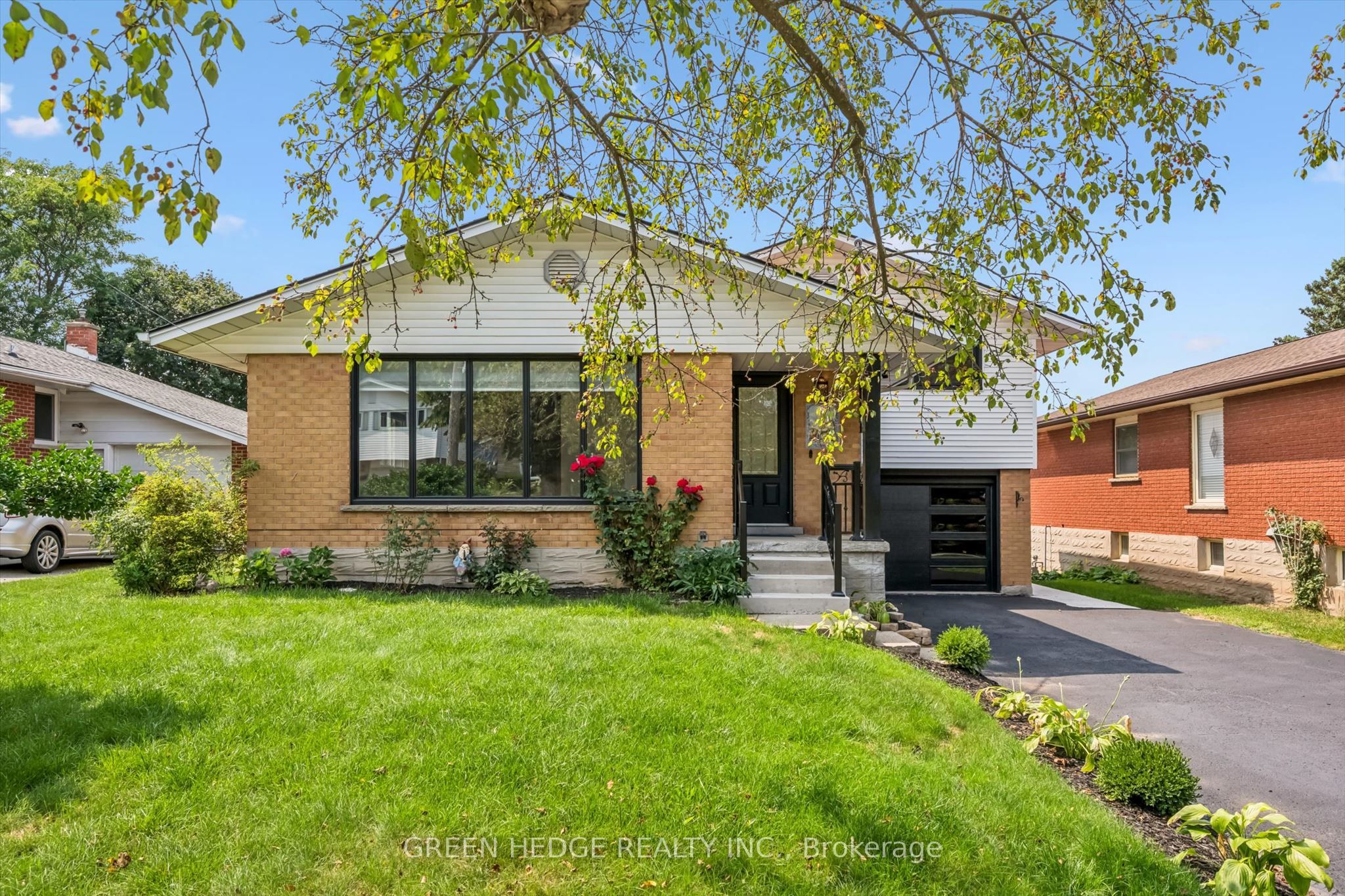 385 Village Crescent, Kitchener, ON N2M 4V2 photo 3