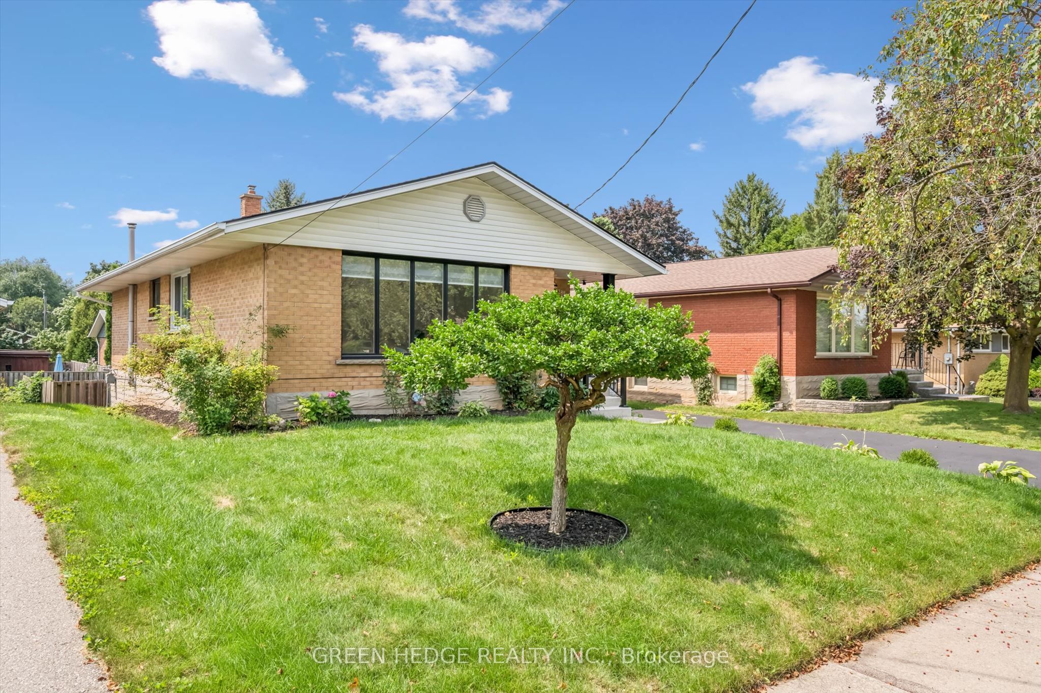 385 Village Crescent, Kitchener, ON N2M 4V2 photo 4