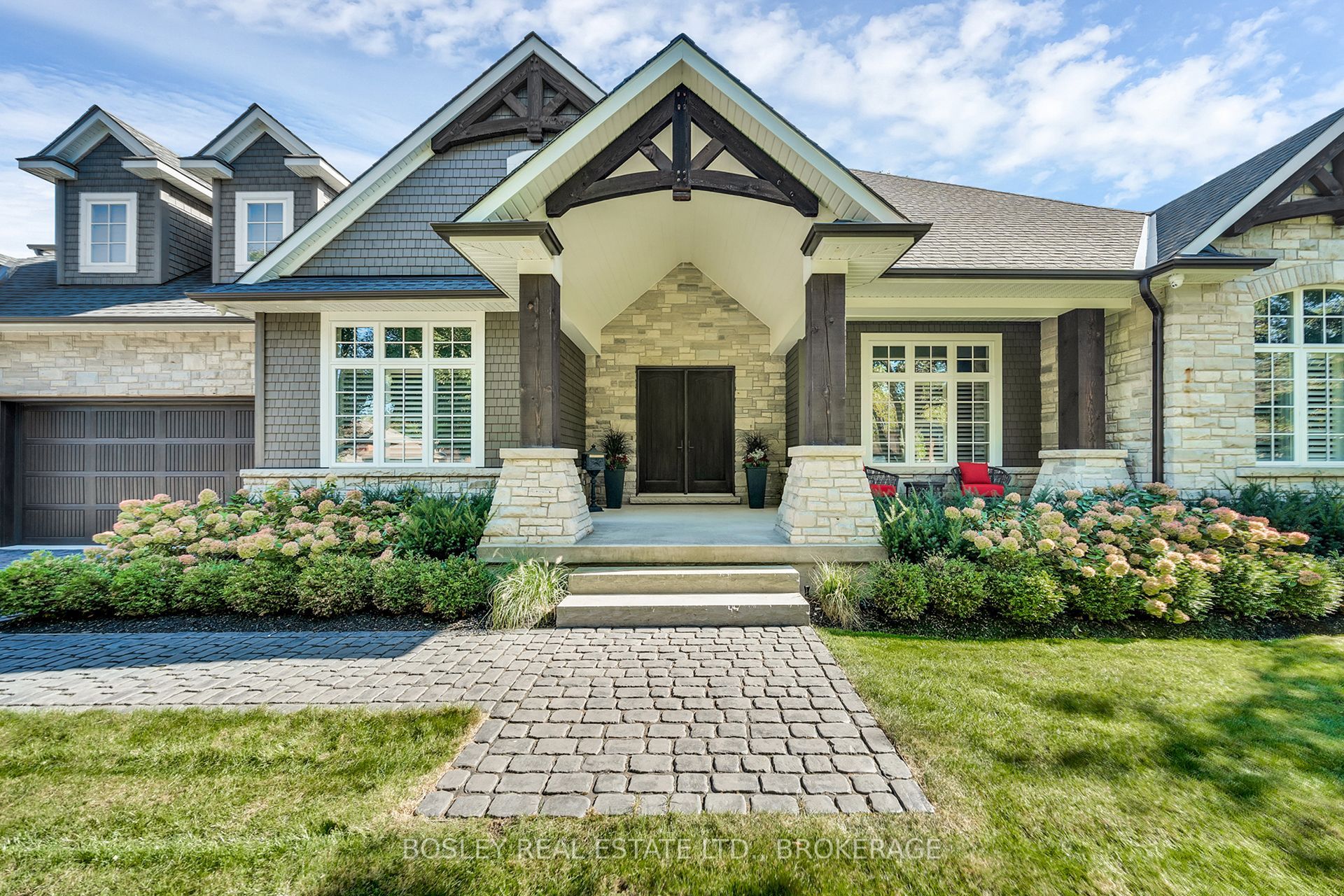 94 Terrence Park Drive, Hamilton, ON L9G 1C2 photo 2