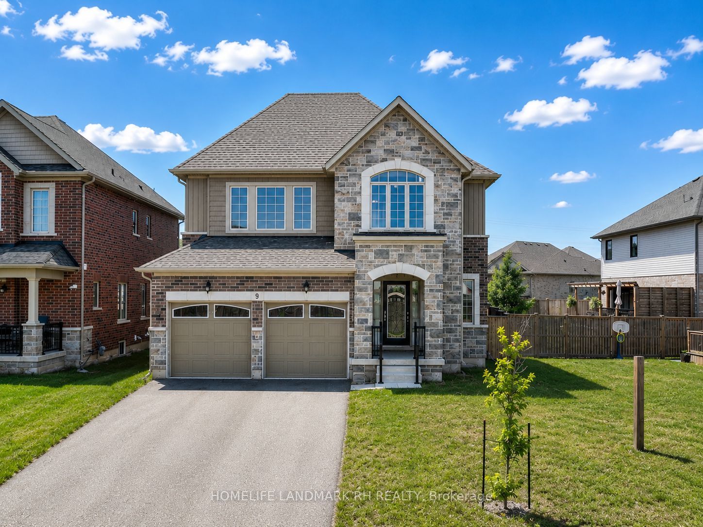 9 Homestead Way, Thorold, ON L2V 0B7