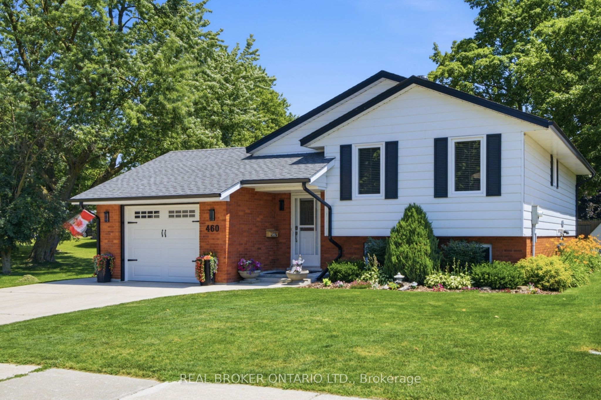 460 Wellington Avenue S, North Perth, ON N4W 2J4 photo 3