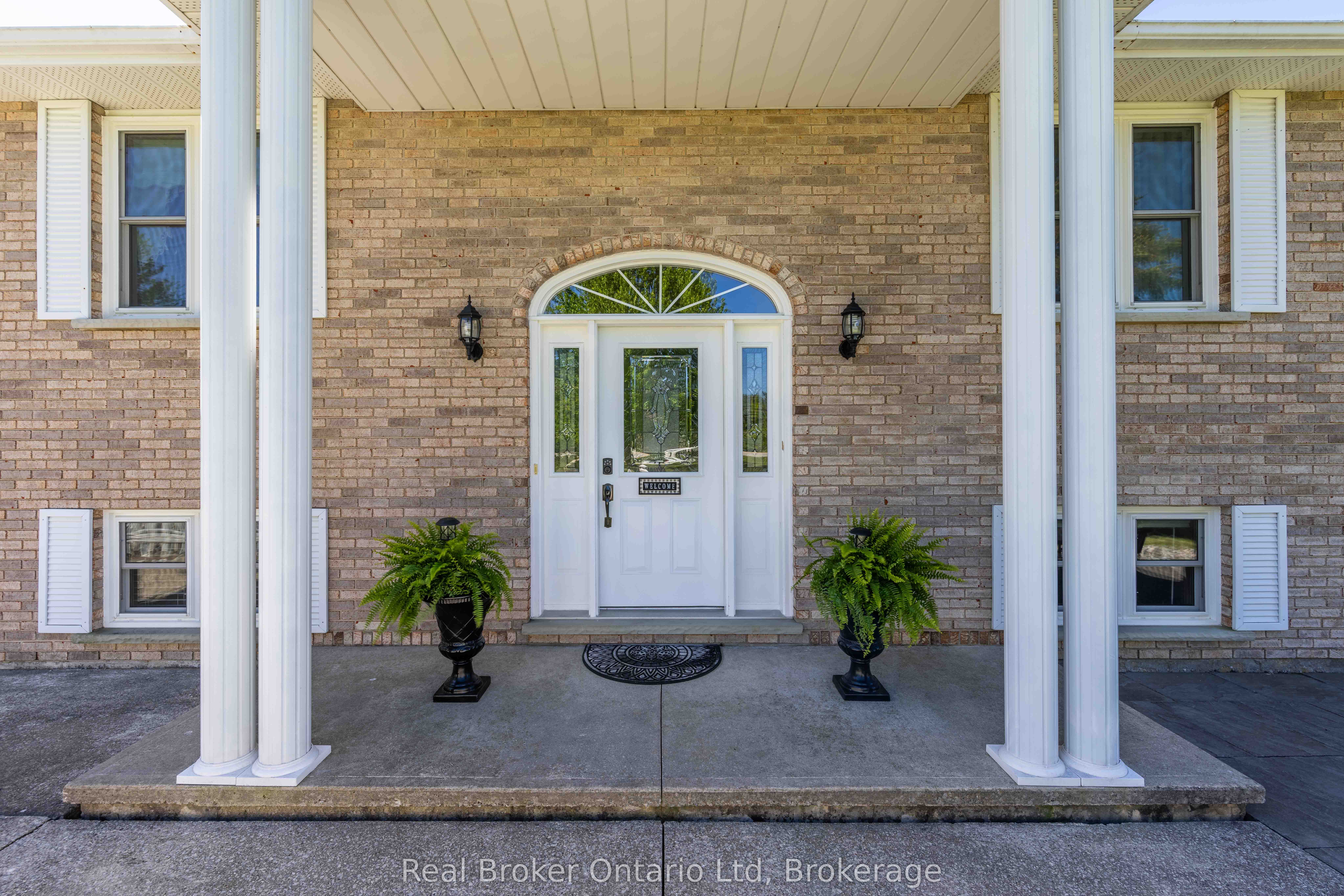122318 Grey Road 5, Georgian Bluffs, ON N4K 5N5 photo 4