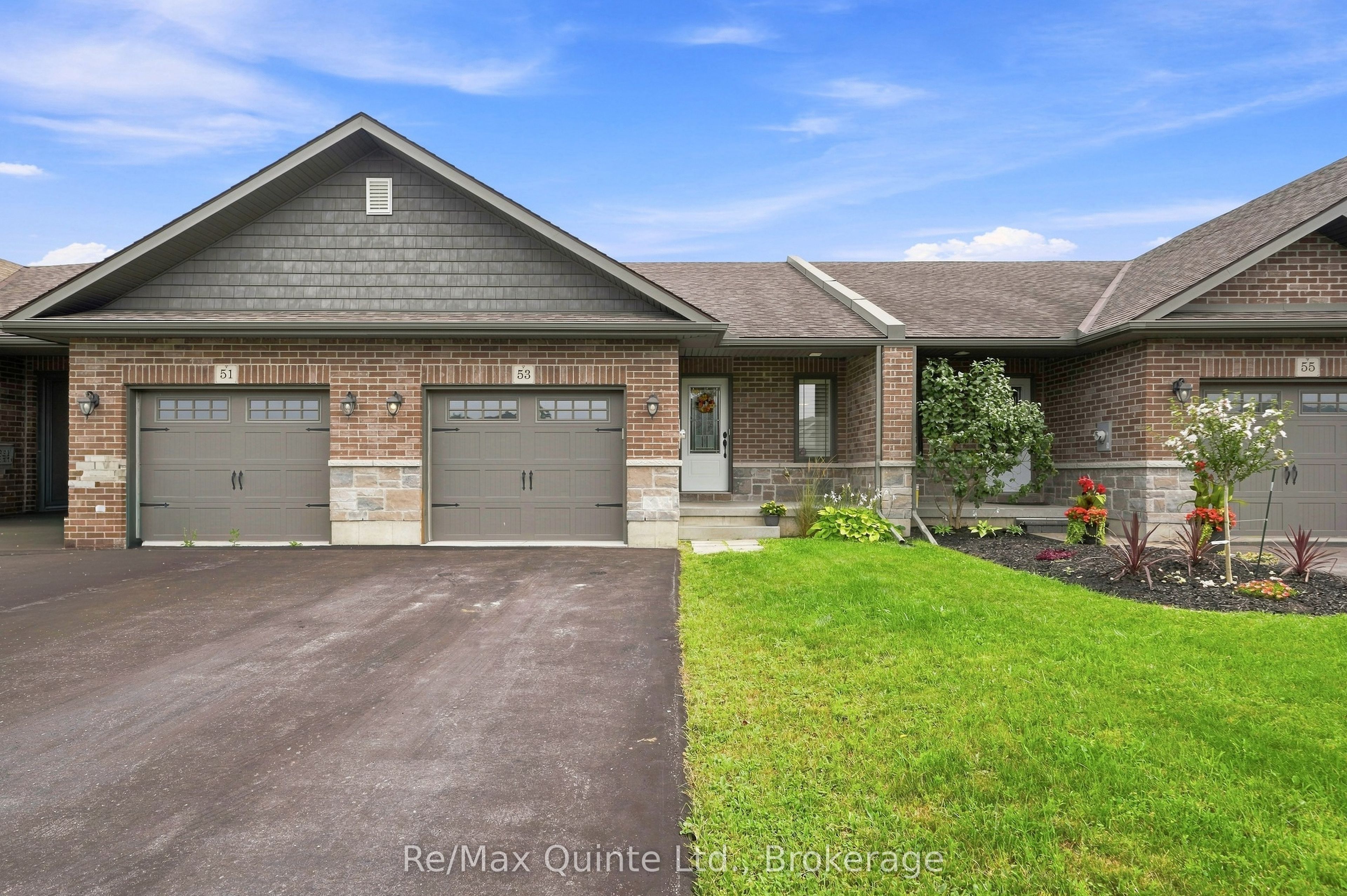53 Aspen Drive, Quinte West, ON K8V 0E2 photo 2