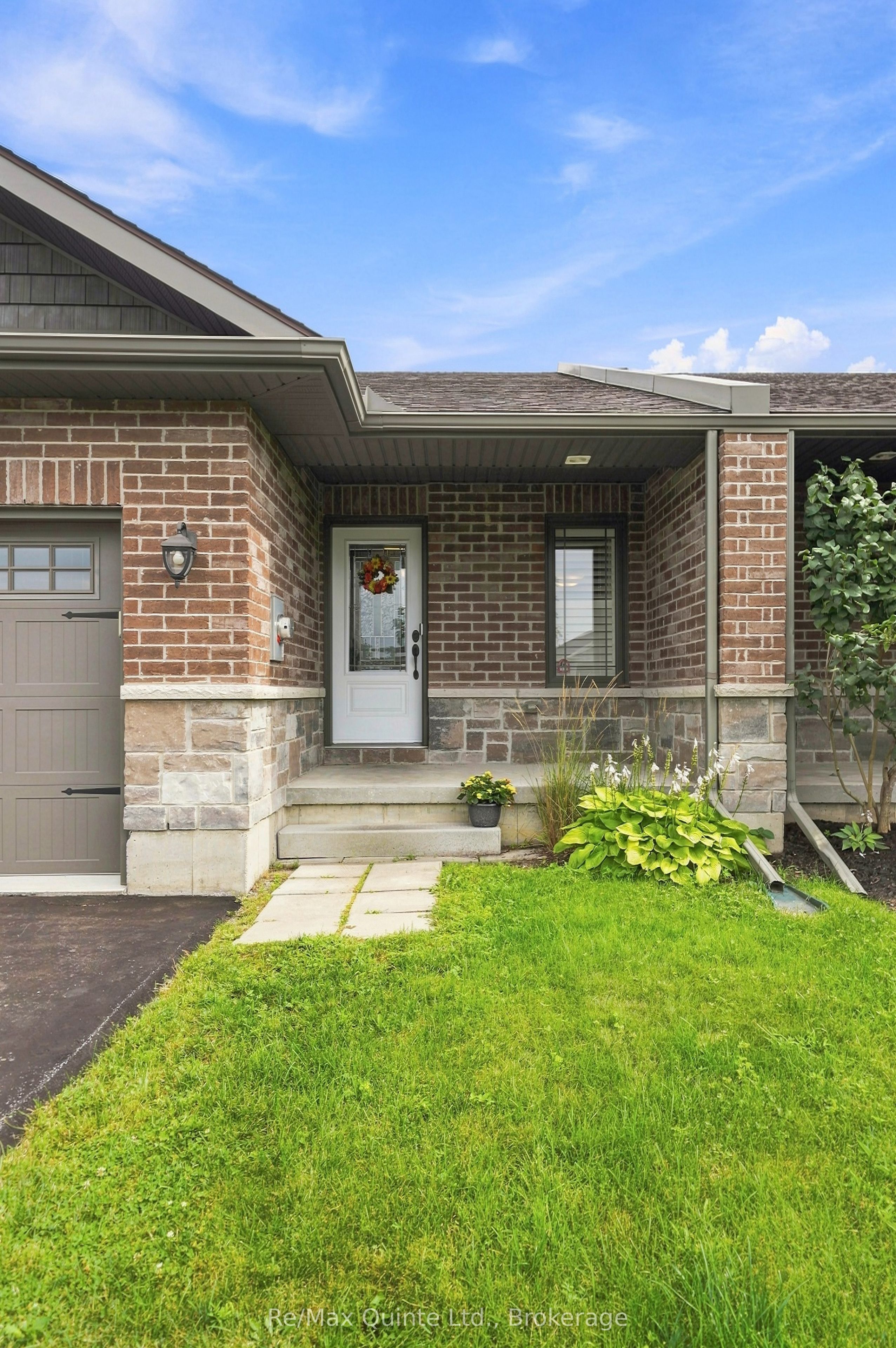 53 Aspen Drive, Quinte West, ON K8V 0E2 photo 5