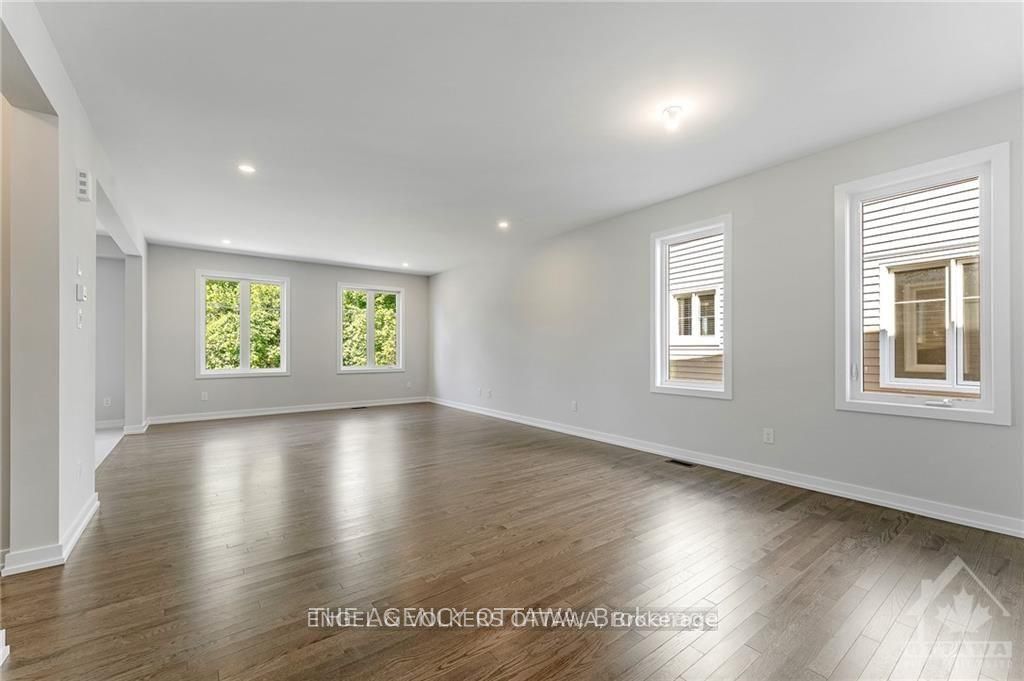 89 Hackamore Crescent, Stittsville - Munster - Richmond, ON K0A 2Z0 photo 5
